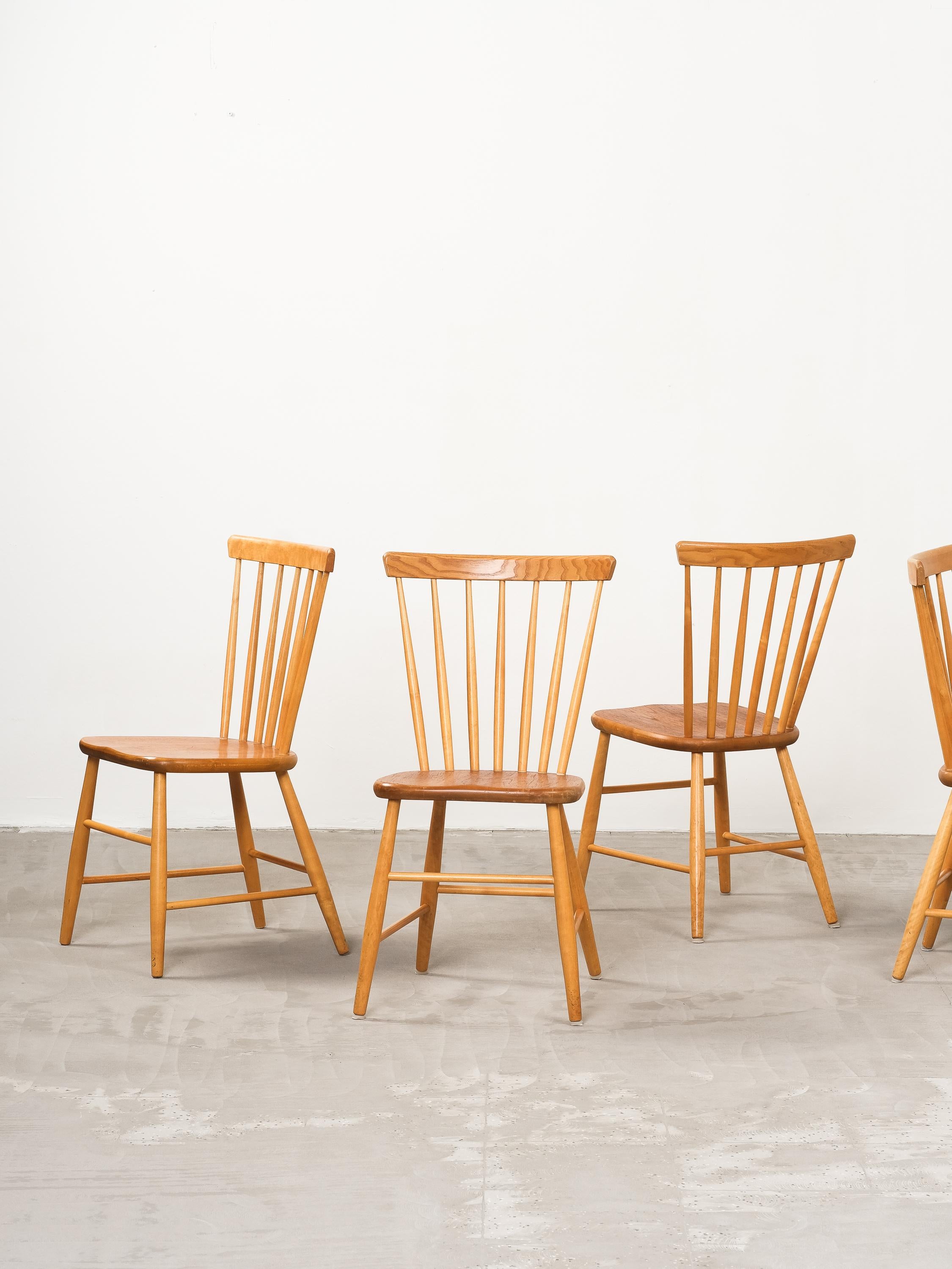 Set of four dining chairs model 