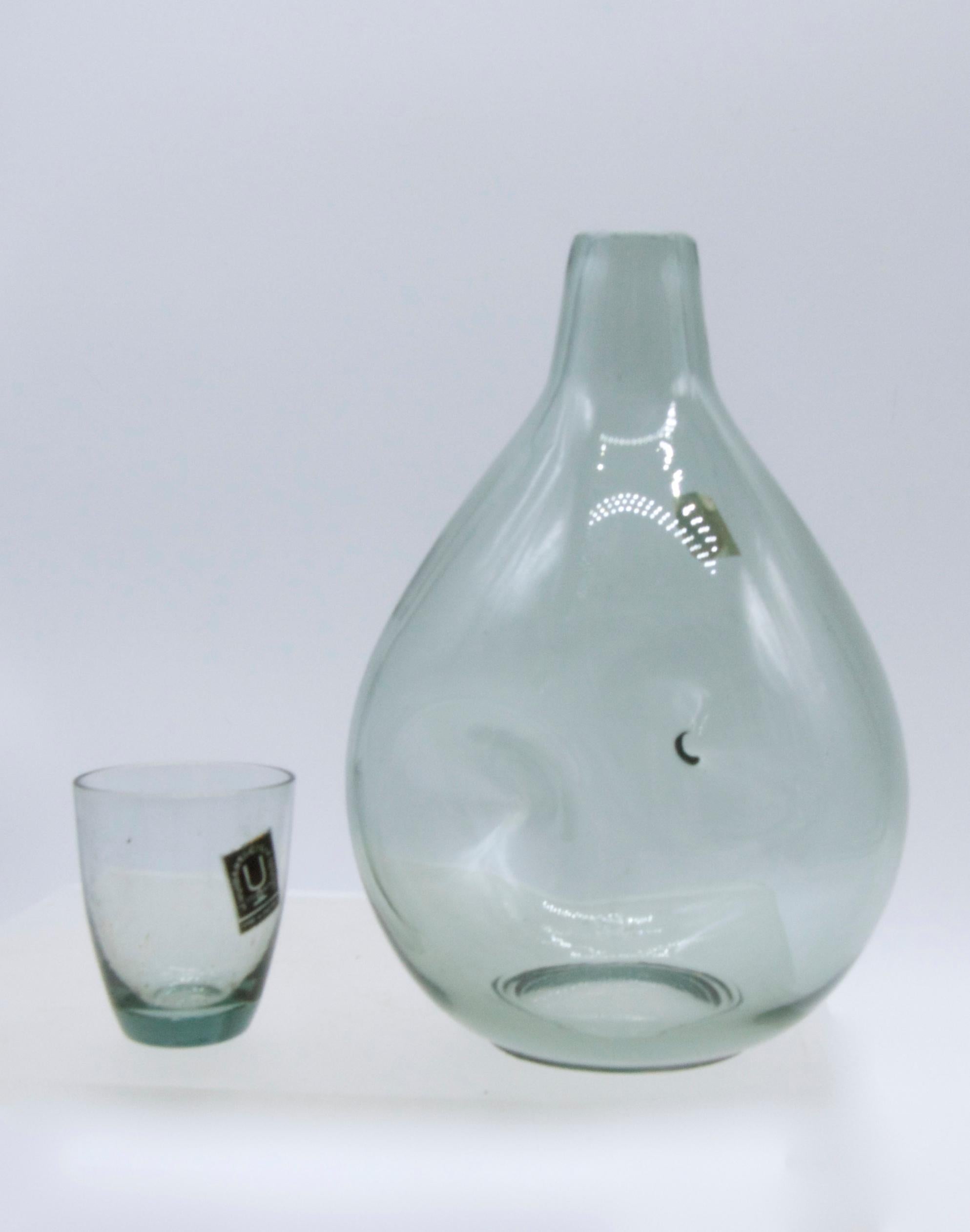 Bjorkshult Wuidart Smoke Grey Glass Decanter and Shot Glasses Mid-Century Modern In Good Condition For Sale In Halstead, GB