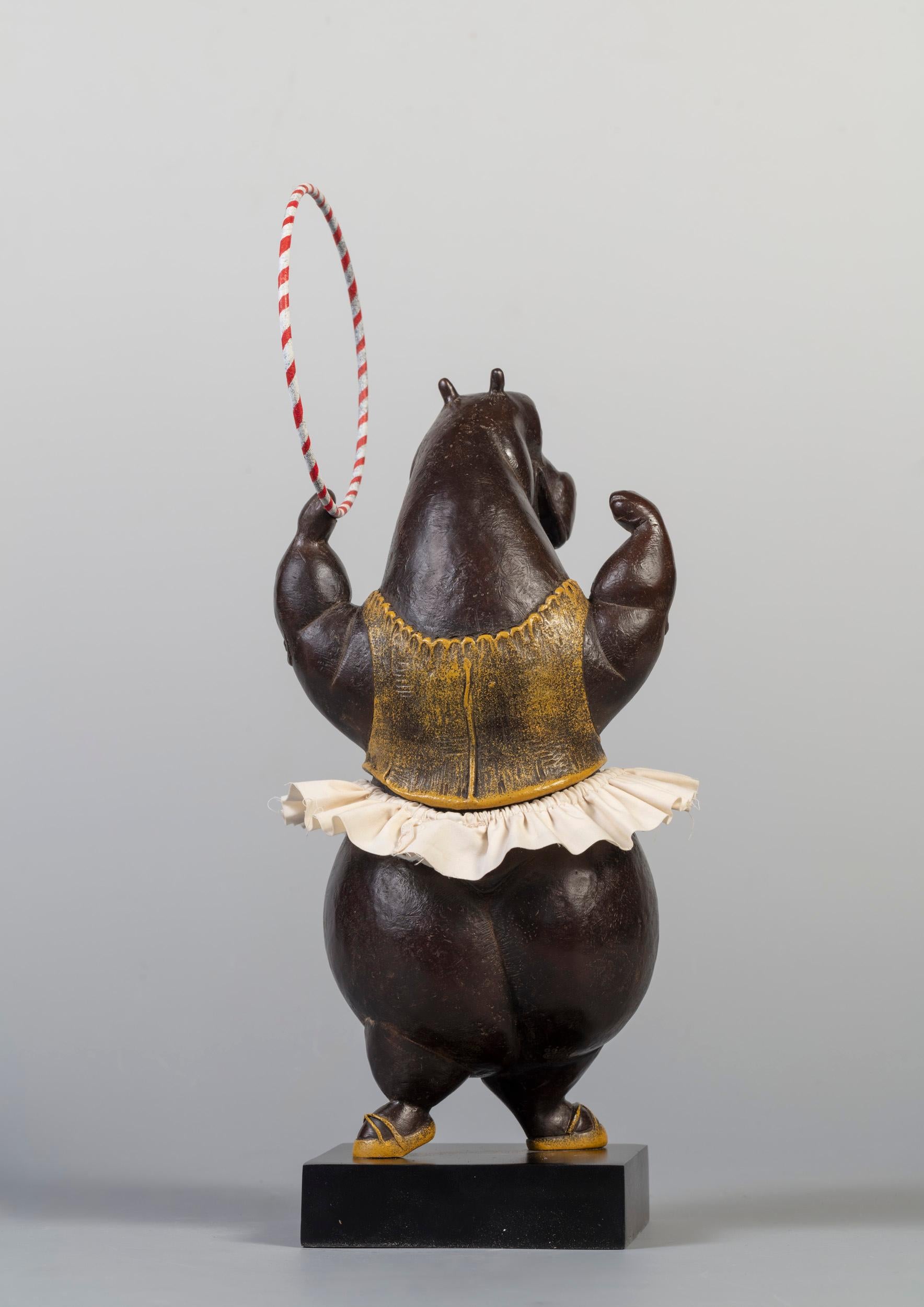 Bailarina Hippo Hula Hoop, maqueta - Sculpture Contemporáneo de Bjørn Okholm Skaarup