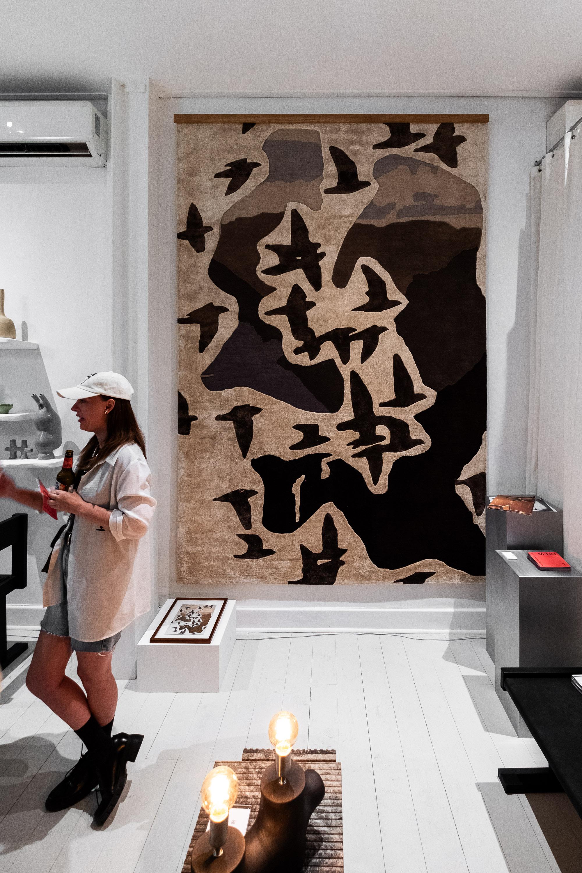 Bjorn Rug by Nish Studio
Dimensions: W 200 x L 300 cm
Materials: Nu silk and Wool


N I S H is a Cape Town based Fashion and Furniture design studio. N I S H creates contemporary, elegant and progressive designs that salute the contradiction between