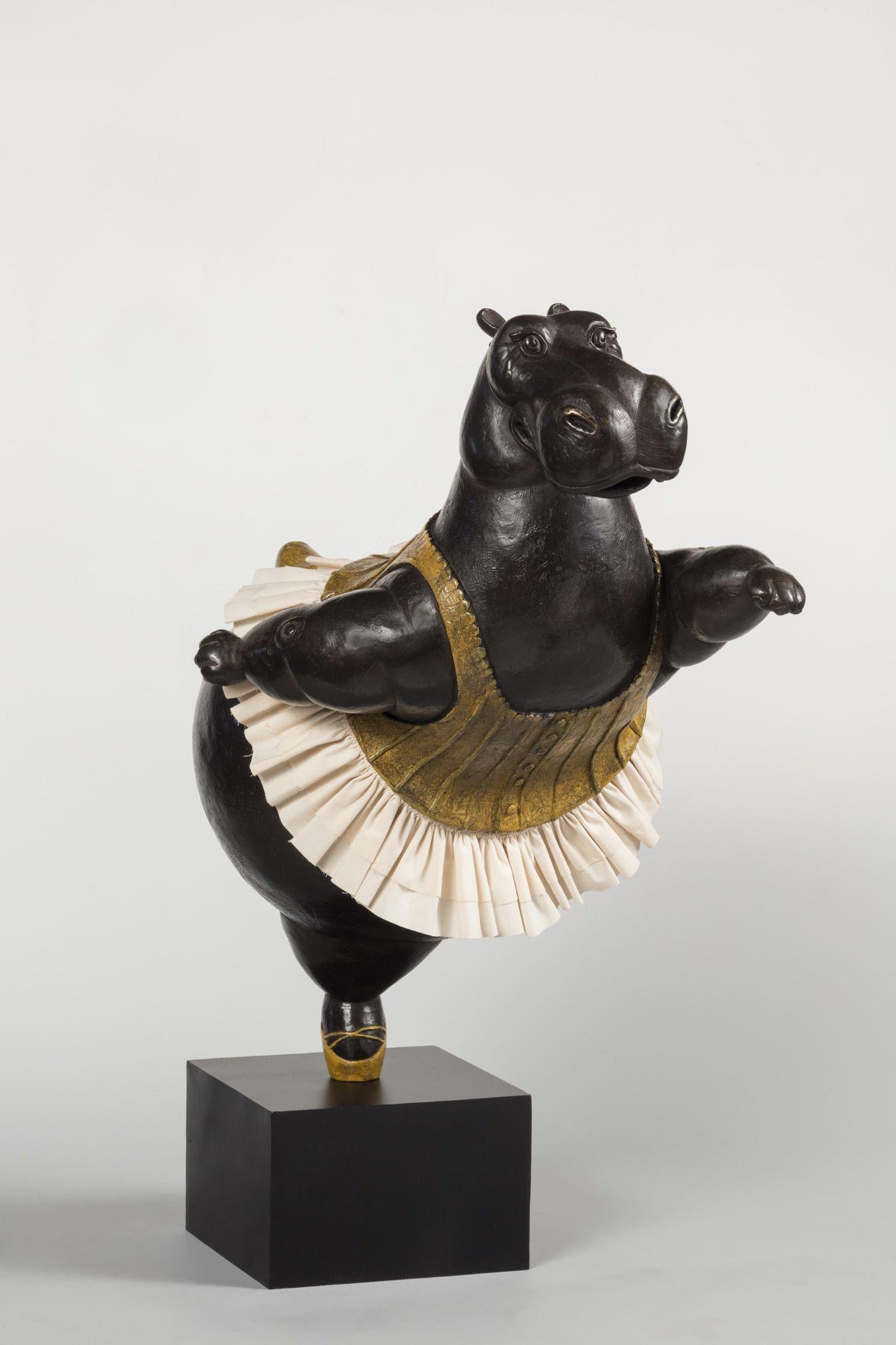 Bjørn Okholm Skaarup Figurative Sculpture - Hippo Ballerina, pirouette II