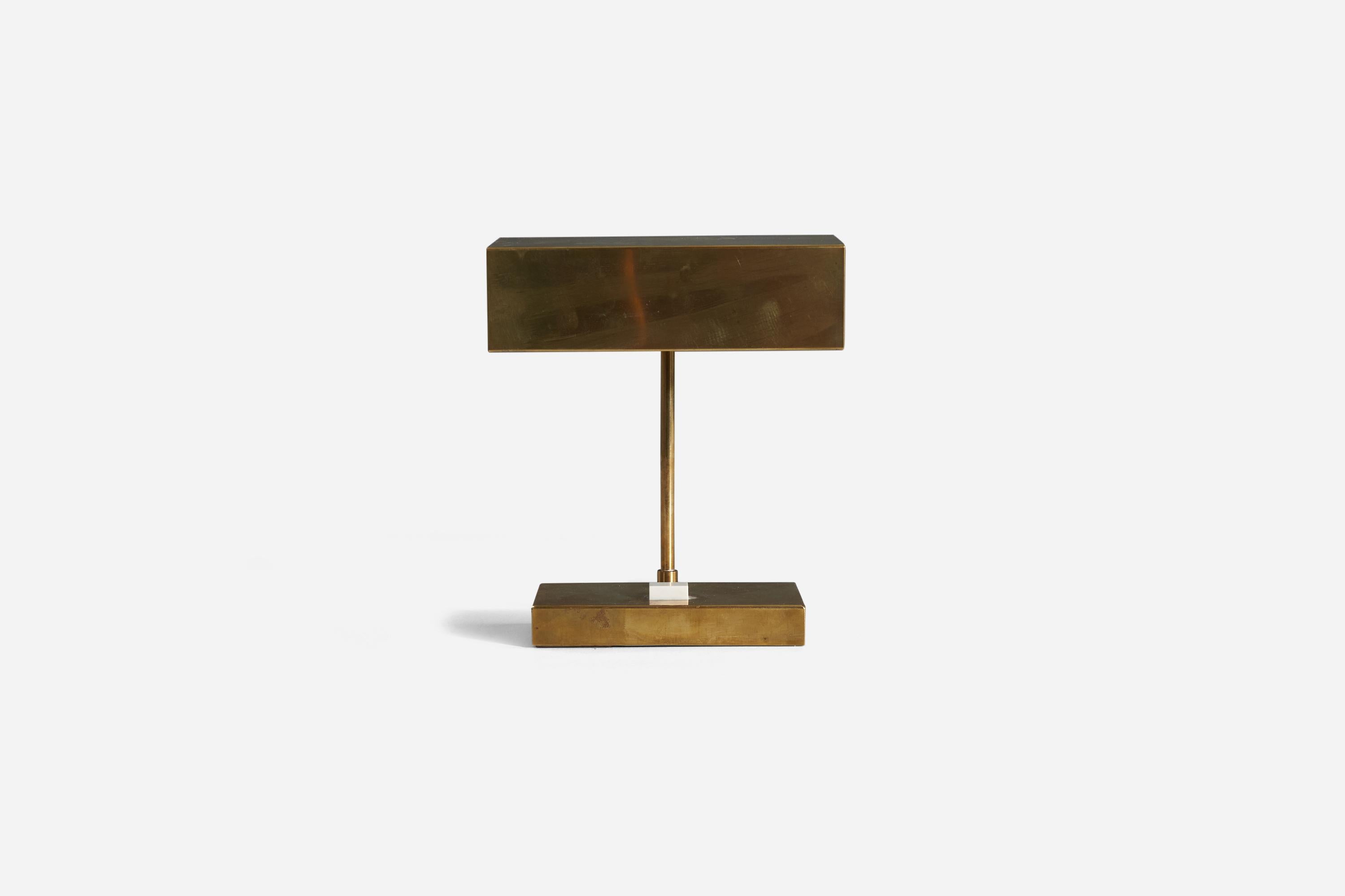 Björn Svensson, Adjustable “Elidus” Table Lamp, Brass, Sweden, 1970s In Good Condition For Sale In High Point, NC