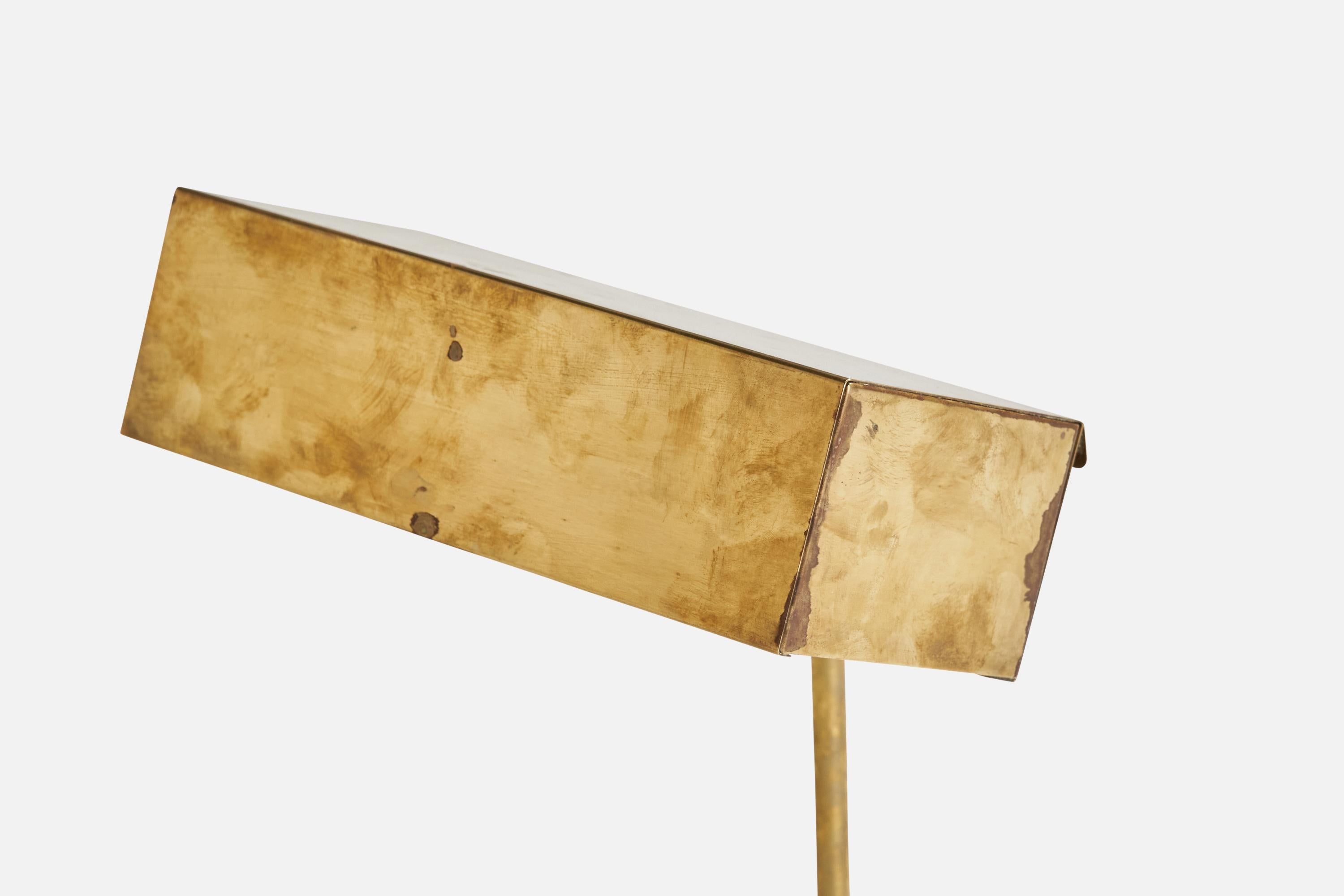 Laiton Björn Svensson, lampe de table Elidus, laiton, acrylique, Suède, 1970 en vente