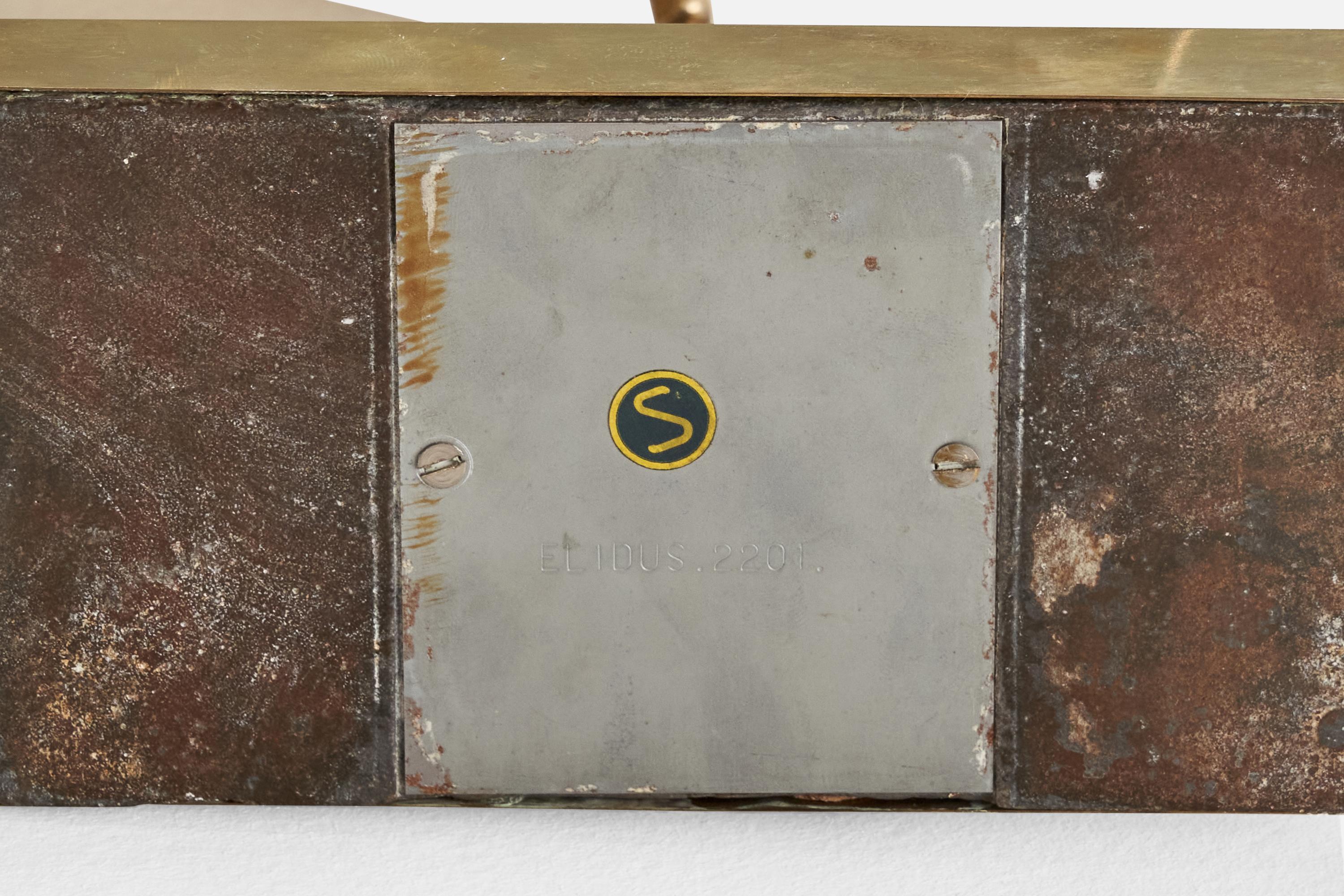 Björn Svensson, lampe de table Elidus, laiton, acrylique, Suède, 1970 en vente 3