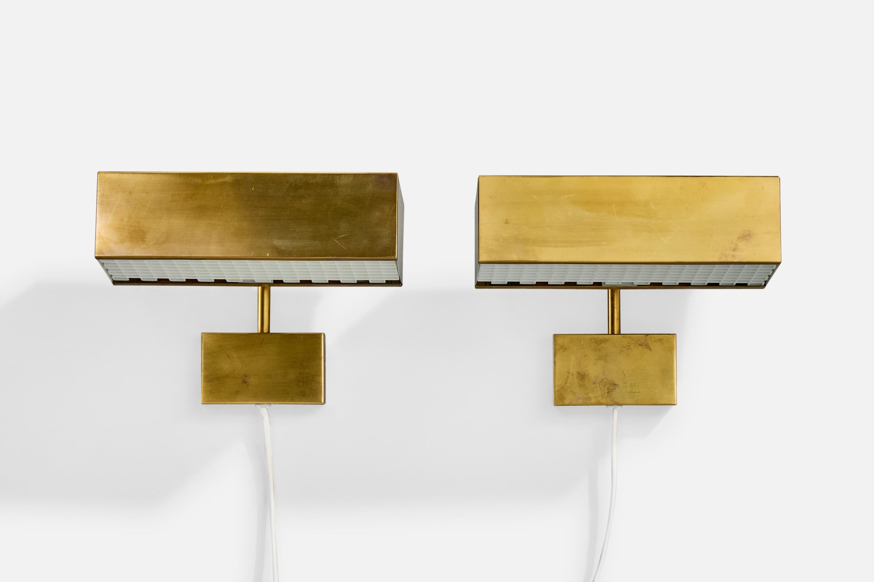 Mid-Century Modern Björn Svensson, Wall Lights, Brass, Acrylic, Sweden, 1970s For Sale