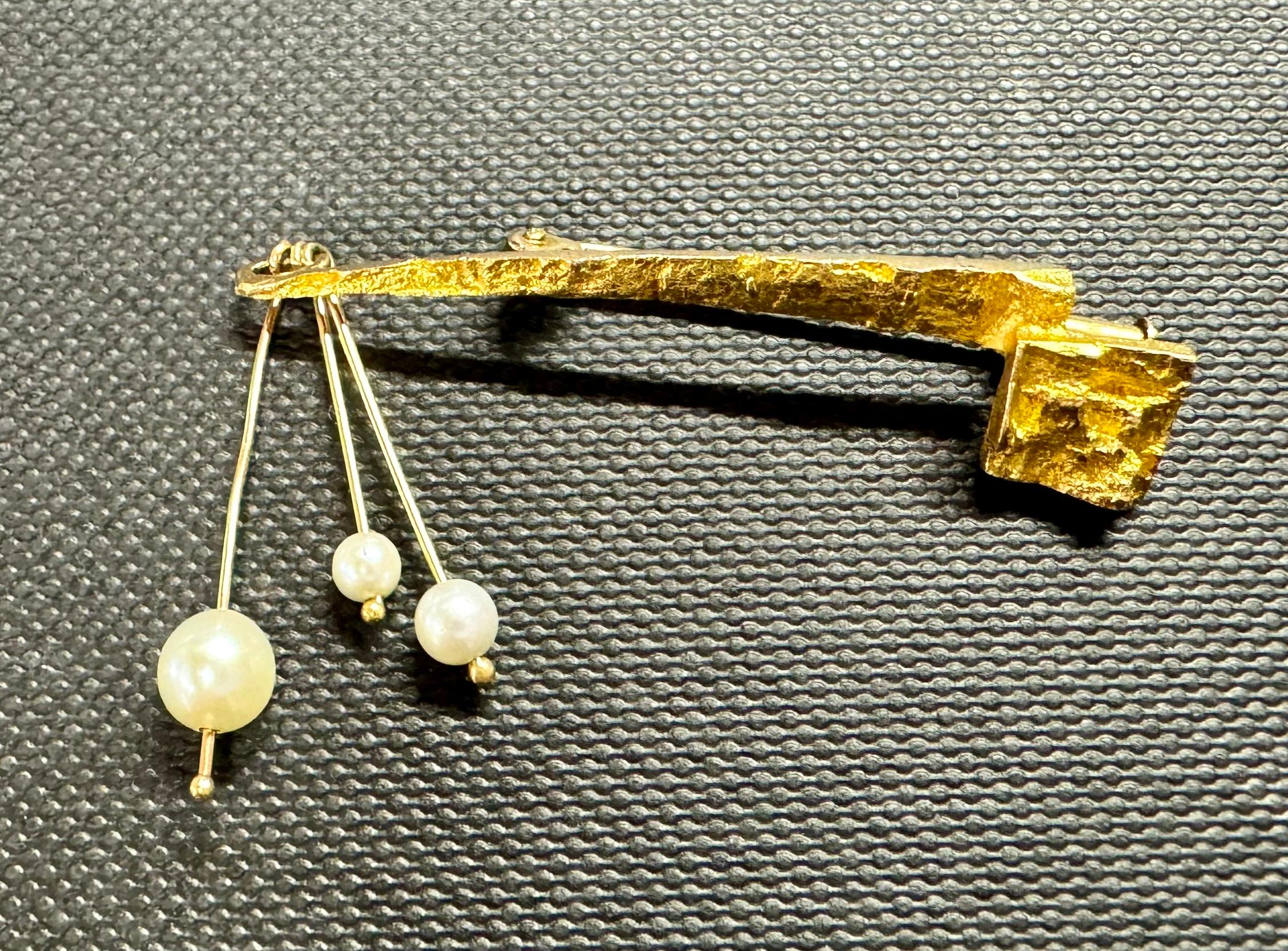 Björn Weckström, Broche de oro de 14 quilates y perlas. Laponia 1967 