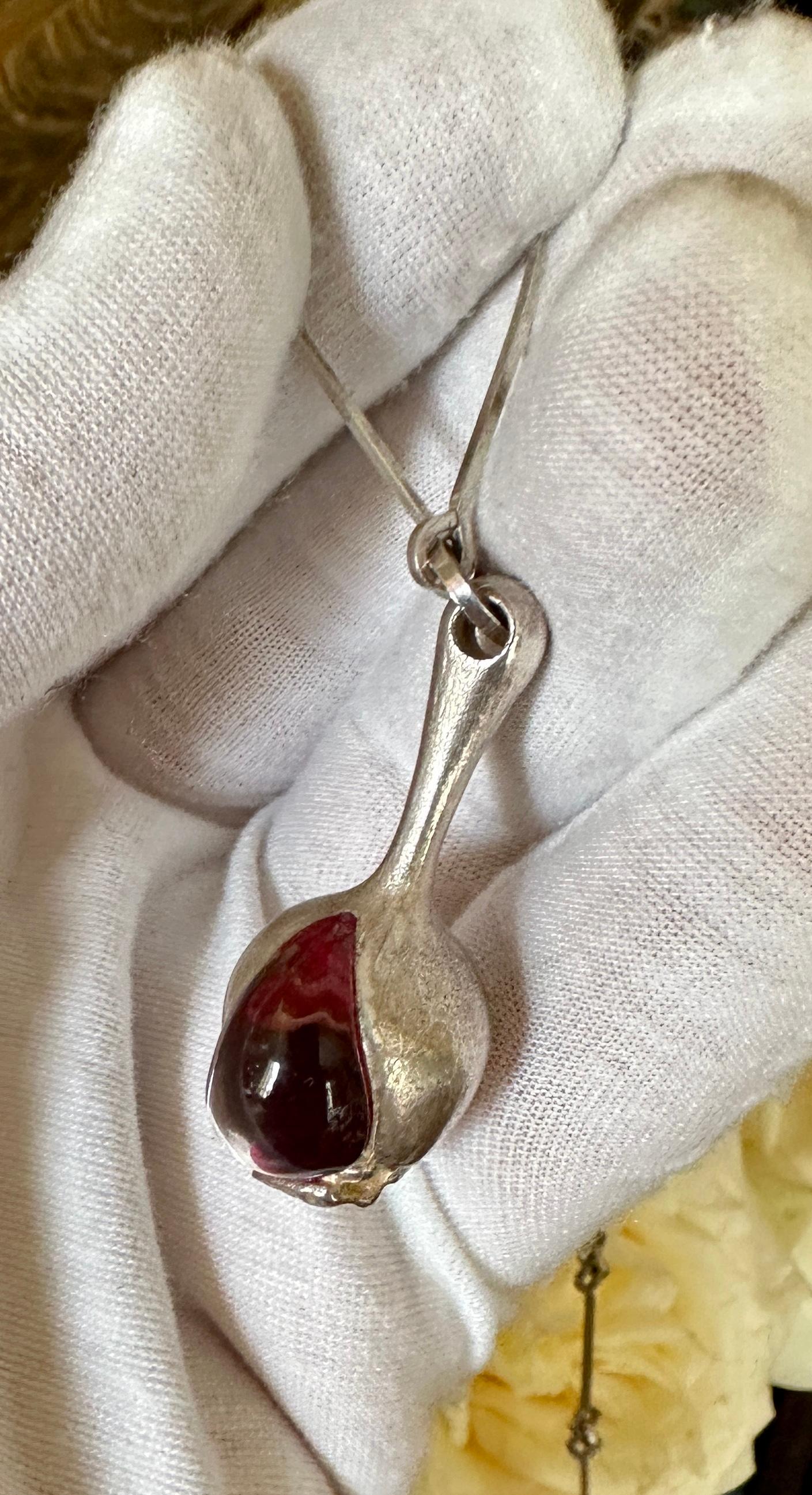 Bjorn Weckstrom for Lapponia Nectaris Necklace Finland 1970's Acrylic Drop In condizioni ottime in vendita a New York, NY