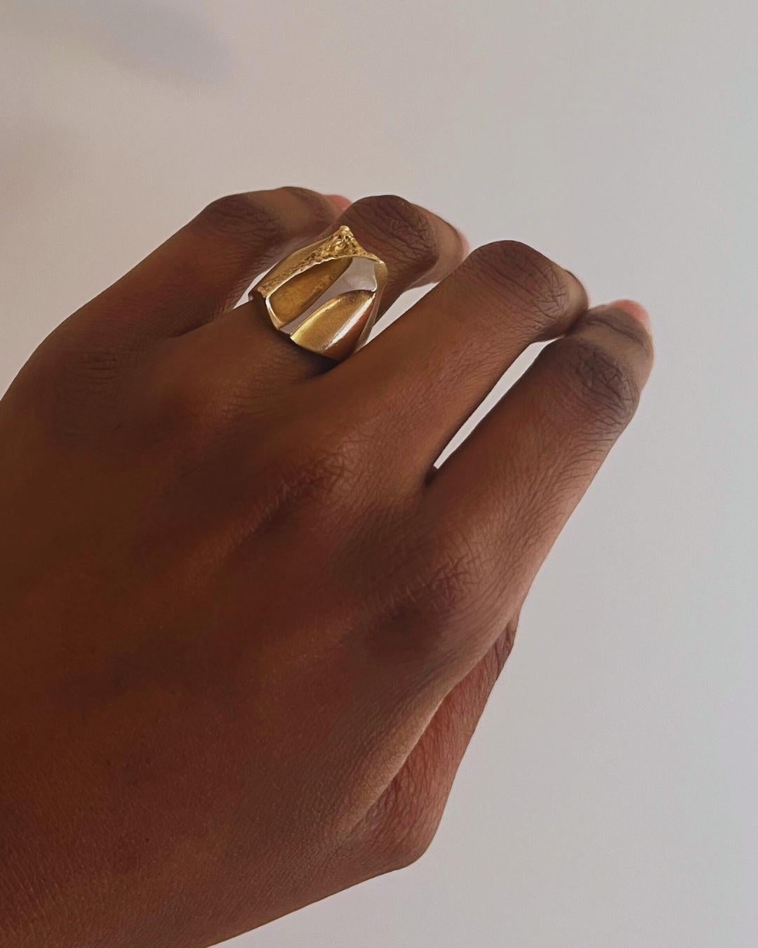 Björn Weckström for Lapponia Platinum and 14 Karat Gold Cocktail Ring 1991 In Excellent Condition For Sale In New York, NY