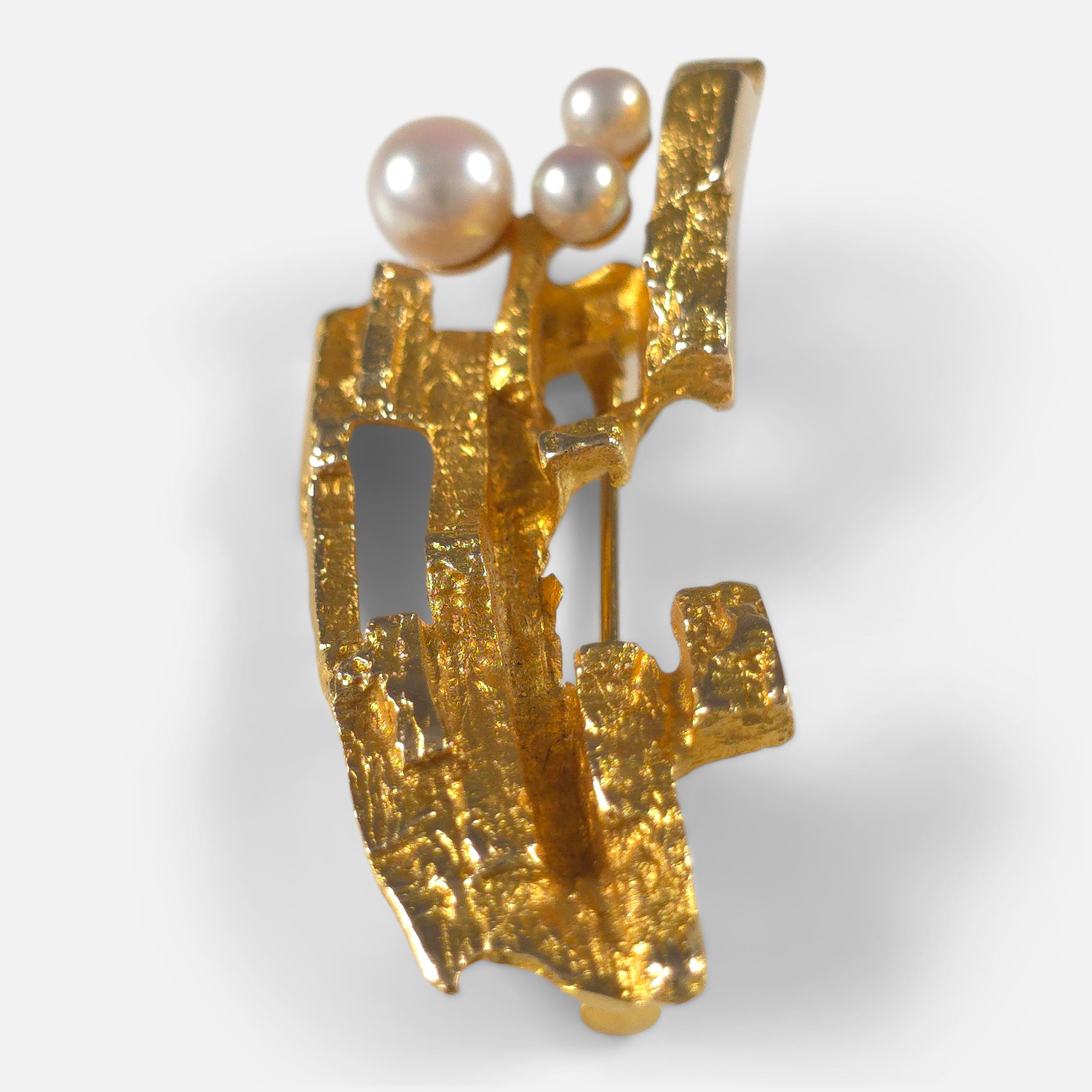 Modern Björn Weckström Lapponia 'Bow of Argo' Brooch - 14ct Gold with Pearls For Sale
