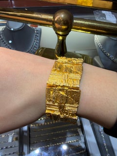 Björn Weckström Lapponia Pulsera ancha modernista de oro macizo de 14 quilates con textura de corteza de árbol