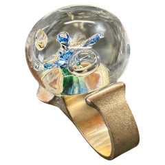 Björn Weckström, "Mensch und Kosmos", ein Ring aus Sterlingsilber und Acryl 2012