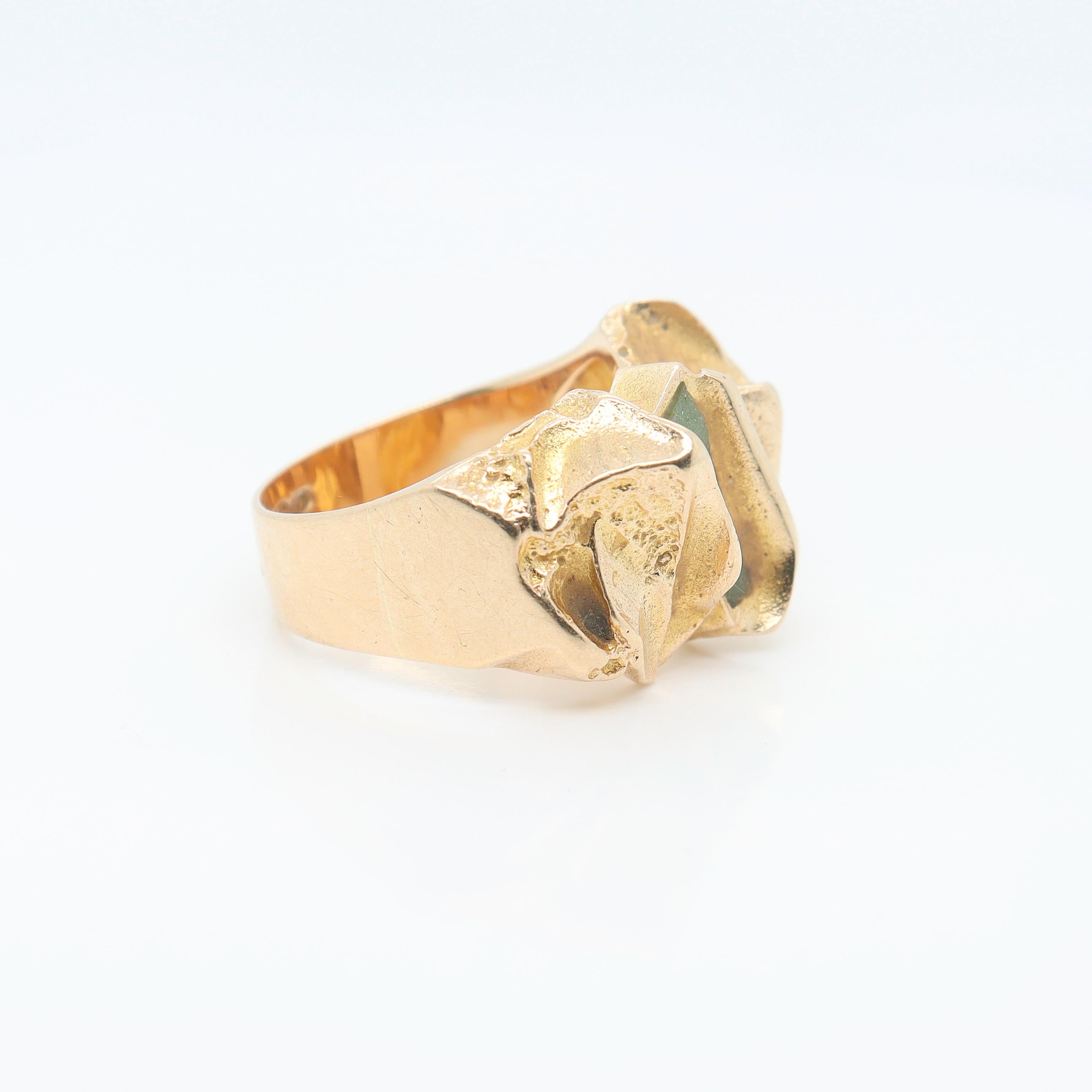 Björn Weckström Scandanavian Mid-Century Modernist 14k Gold and Zoisite Ring In Good Condition For Sale In Philadelphia, PA