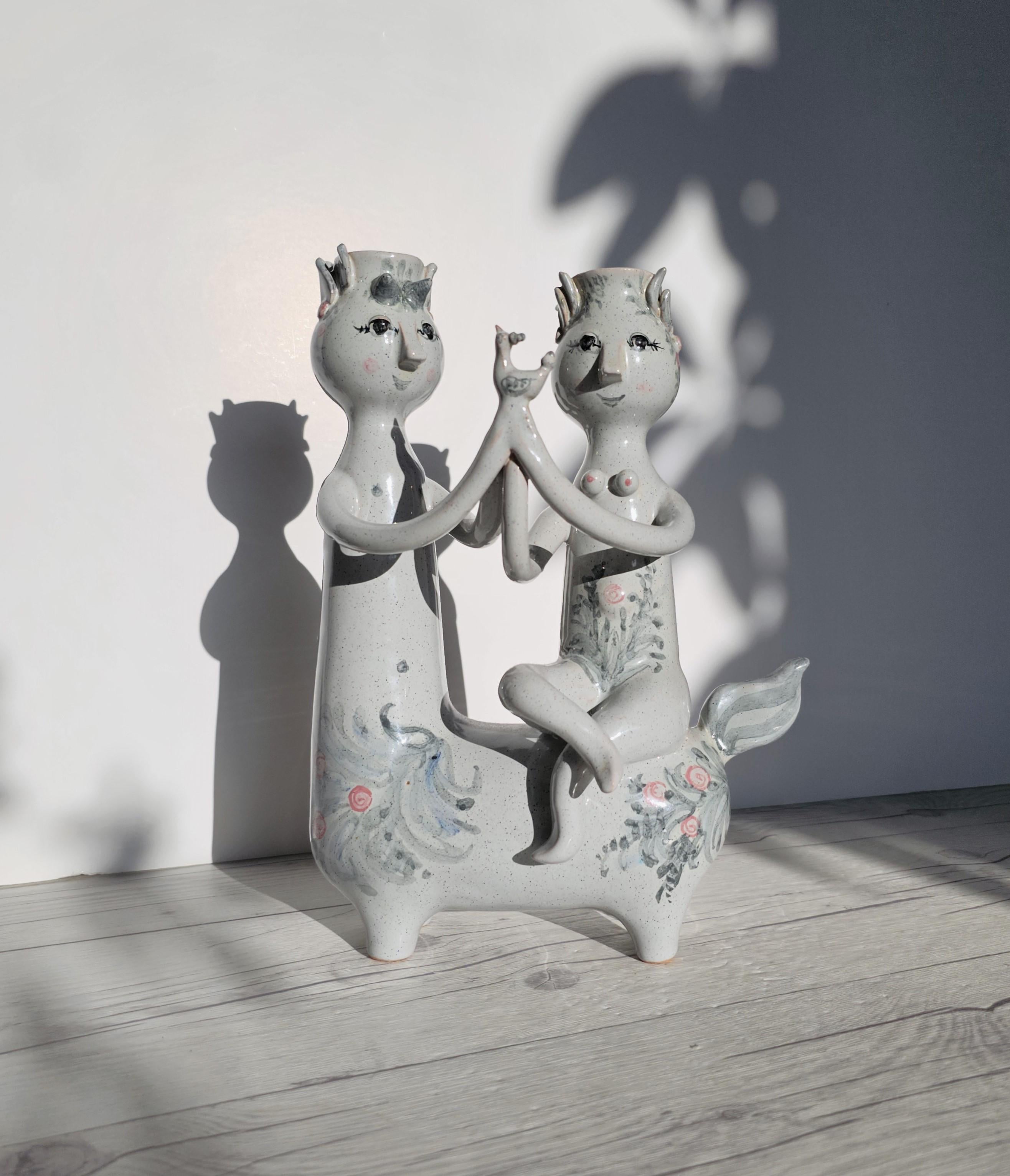 Smaltato Bjorn Wiinblad, 1959 Centauro e Driade, scultura portacandele, firmato in vendita