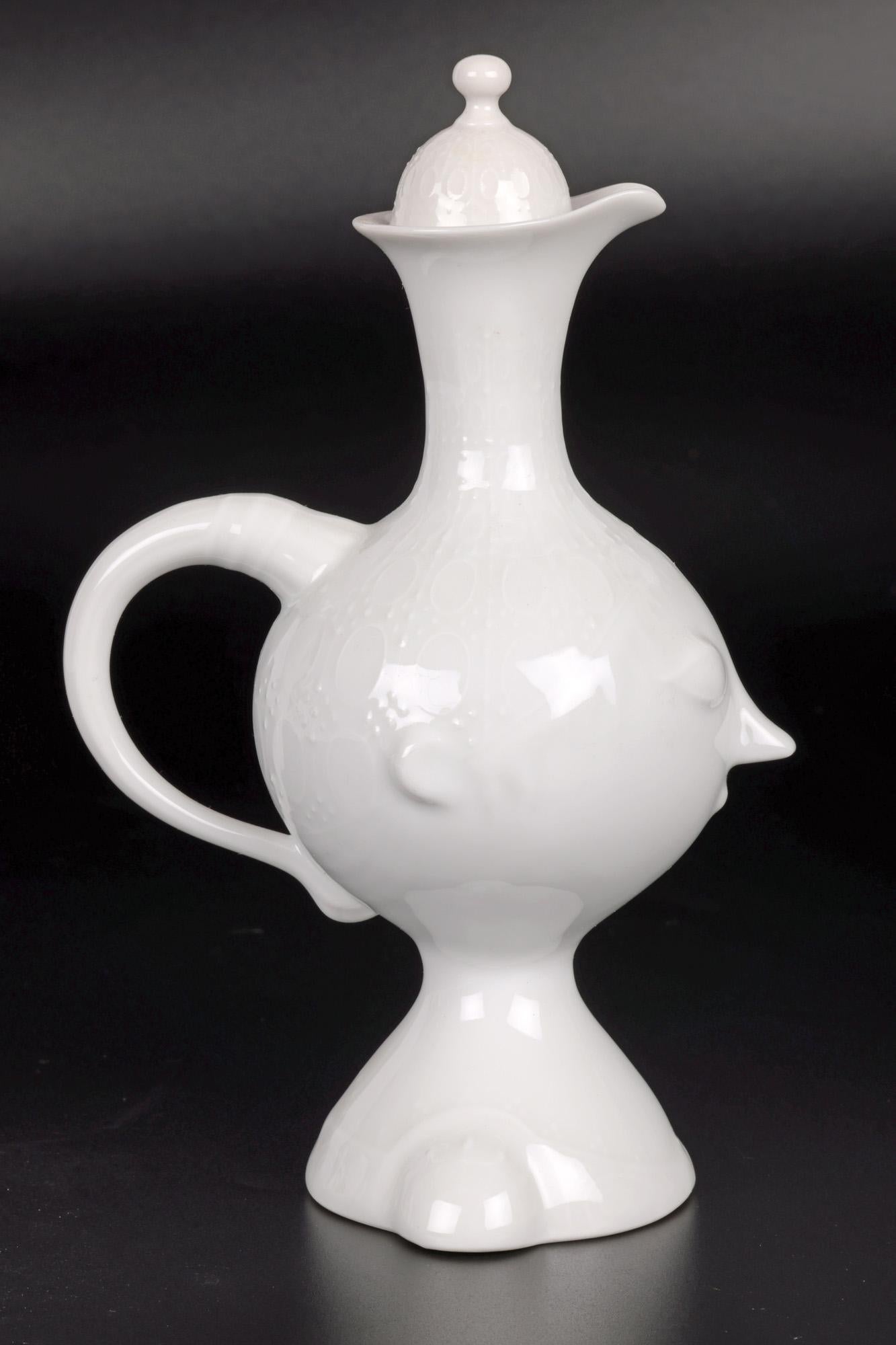 Bjorn Wiinblad for Rosenthal Midcentury Porcelain Face Lidded Jug (pichet à couvercle en porcelaine) en vente 2