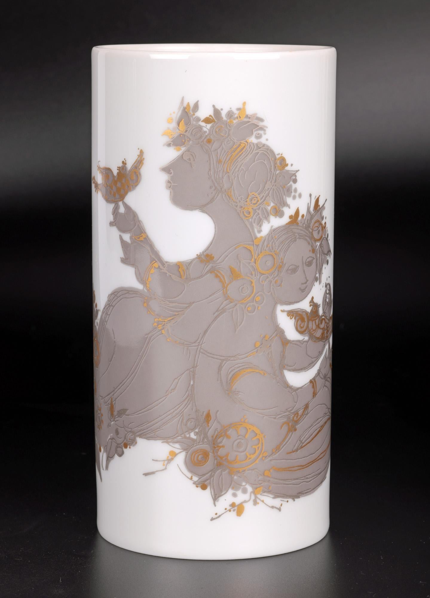 Bjorn Wiinblad for Rosenthal Midcentury Porcelain Empress Samuramat Vase For Sale 9