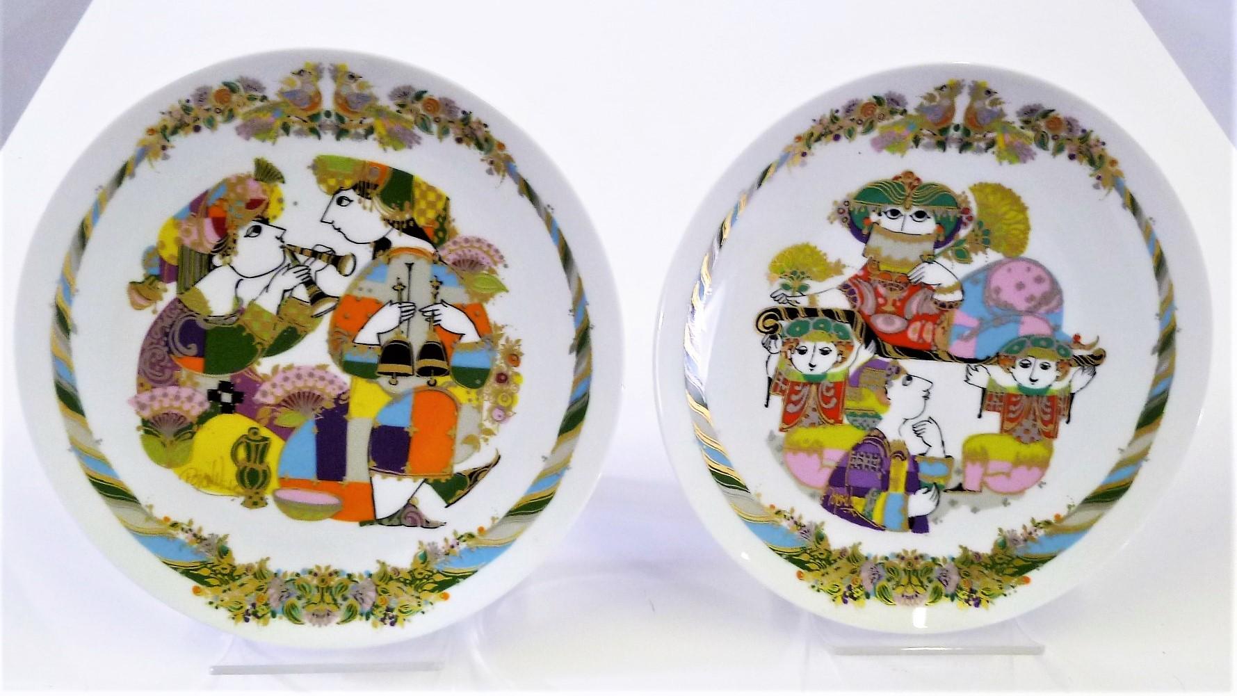 Bjorn Wiinblad for Rosenthal Pair of Concertina Porcelain Decorative Plates 3