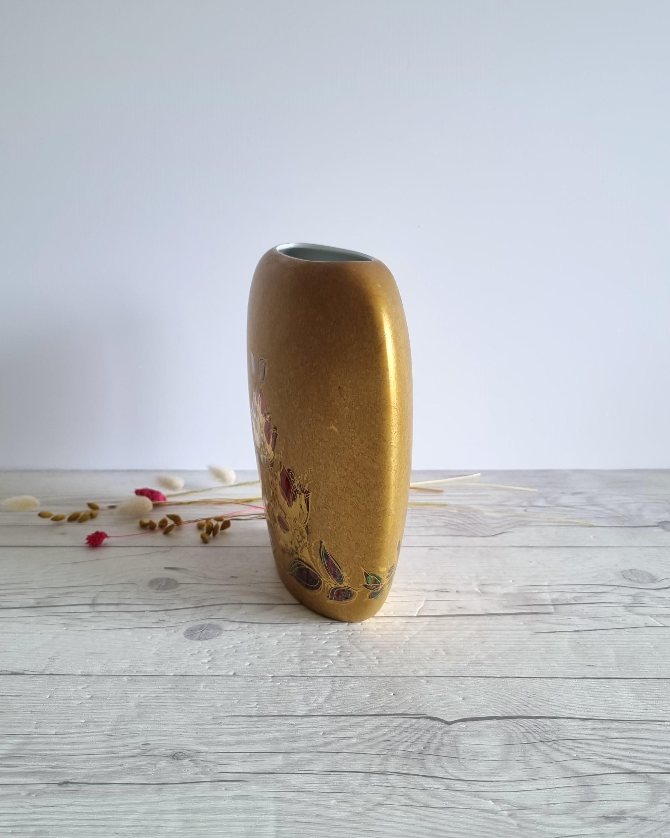 Bjorn Wiinblad for Rosenthal, Samuramat Series, Porcelain Goldfire Glaze Pillow 3