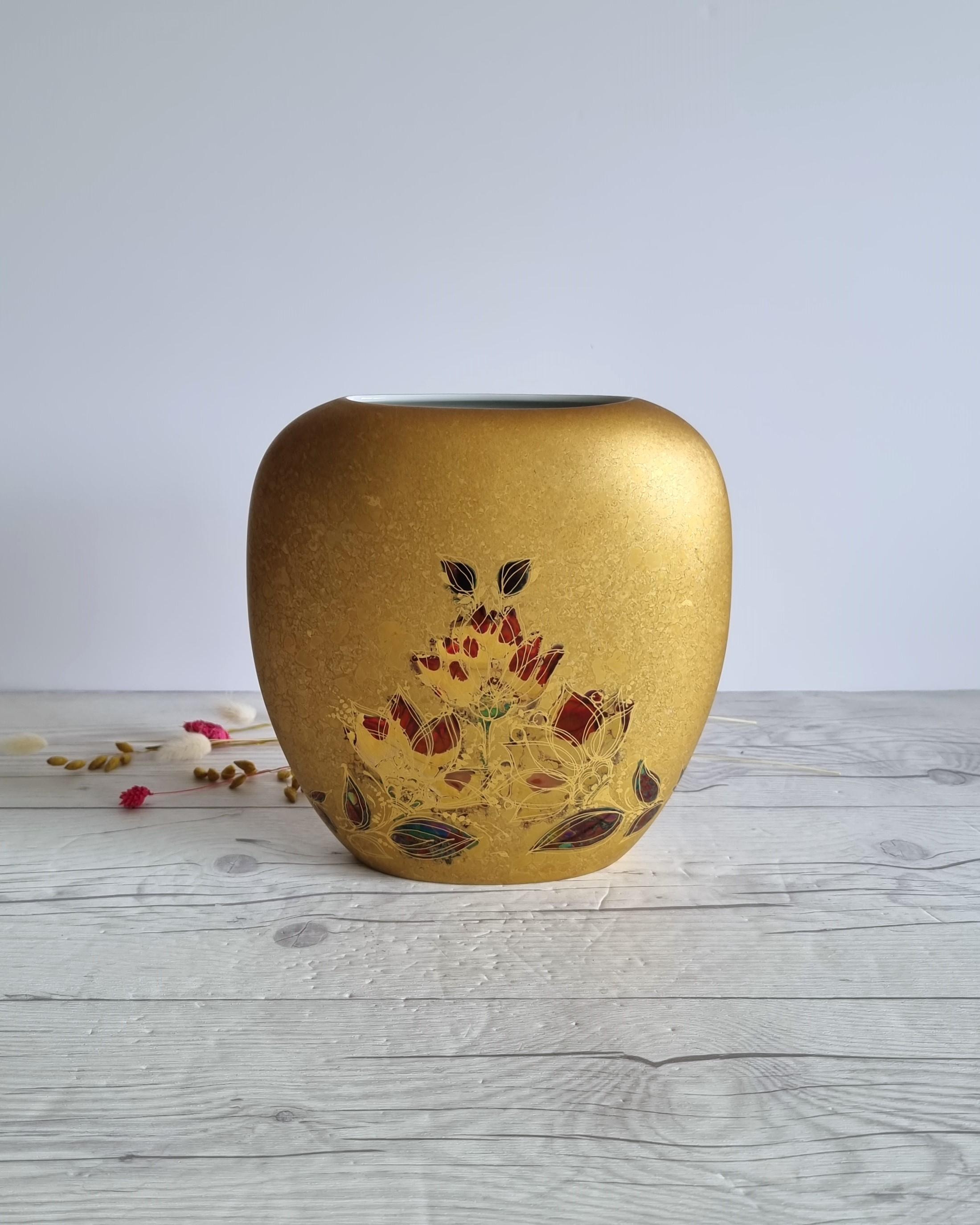20th Century Bjorn Wiinblad for Rosenthal, Samuramat Series, Porcelain Goldfire Glaze Pillow