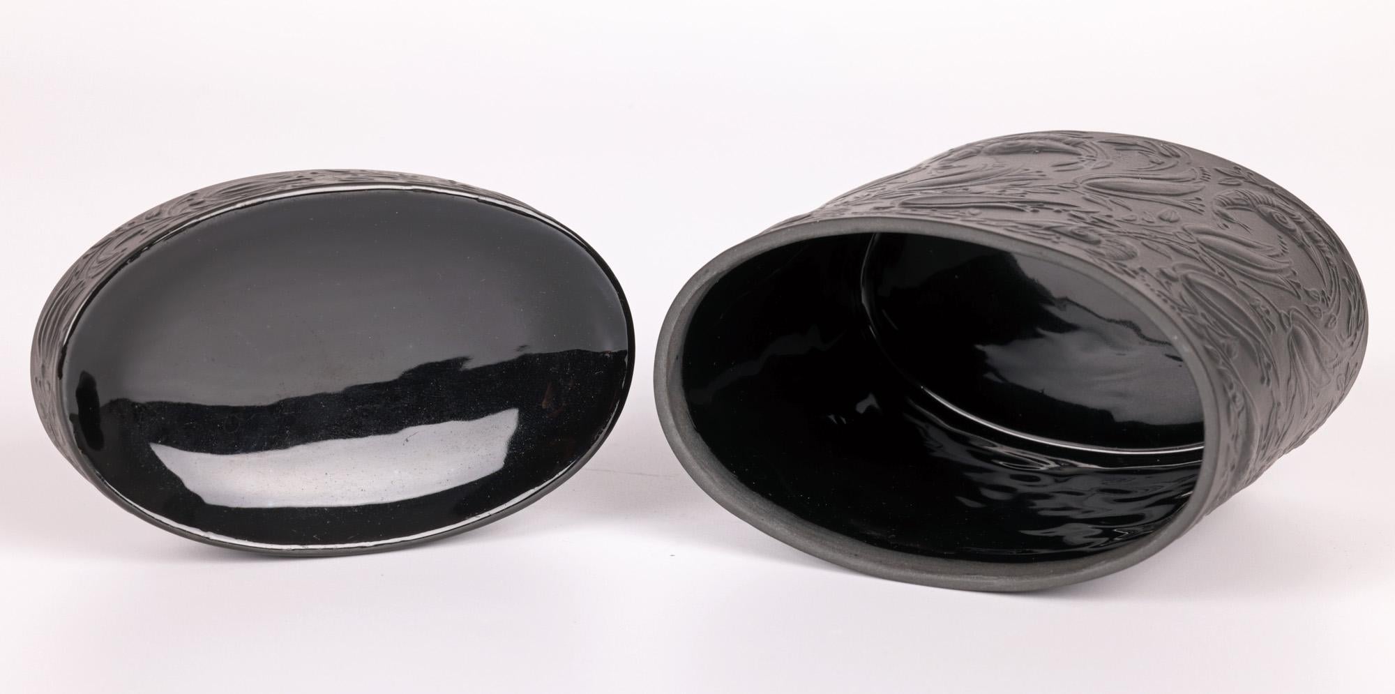 Bjorn Wiinblad für Rosenthal Studio-Linie: schwarzer Porzellan-Vogeltopf (Moderne der Mitte des Jahrhunderts) im Angebot