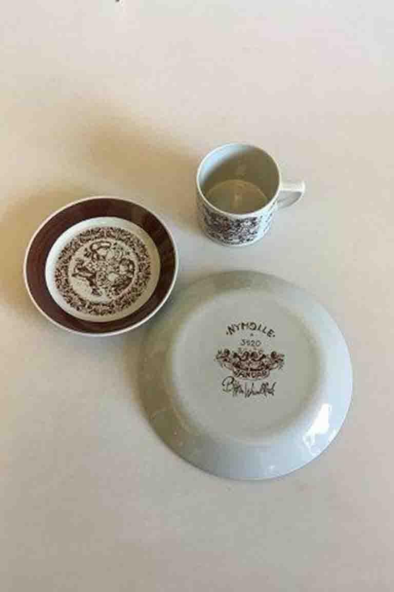 Bjorn Wiinblad, Nymolle January Month Cup No 3513, saucer and cake plate no 3520. 

Measures Cup: 7 cm / 2 3/4 in. x 8 cm / 3 5/32 in. diameter. Saucer: 15 cm / 5 29/32 in. Cake Plate: 20 cm / 7 7/8 in.
 