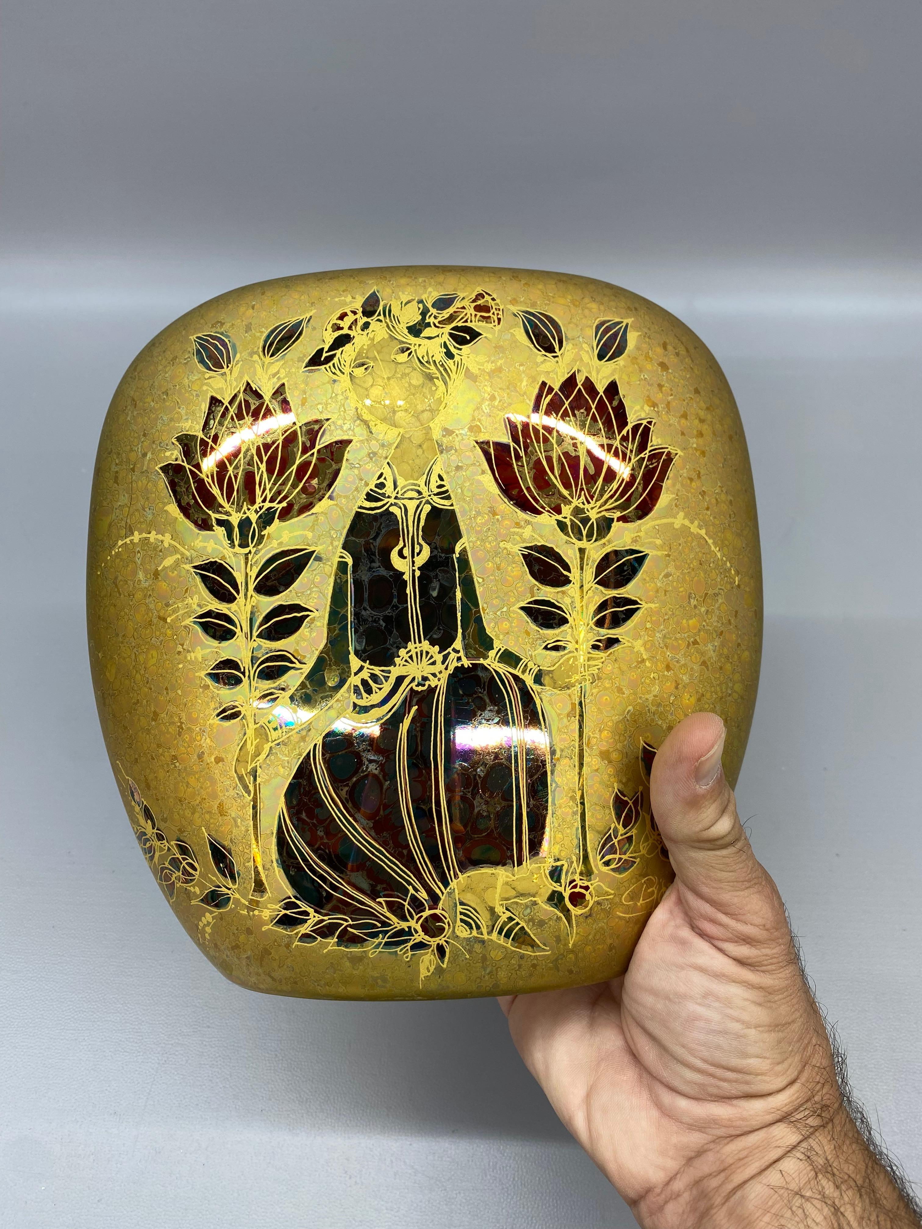 Bjorn Wiinblad Rosenthal Porcelain Gold Glaze Shammuramat Series Pillow Vase in vendita 3
