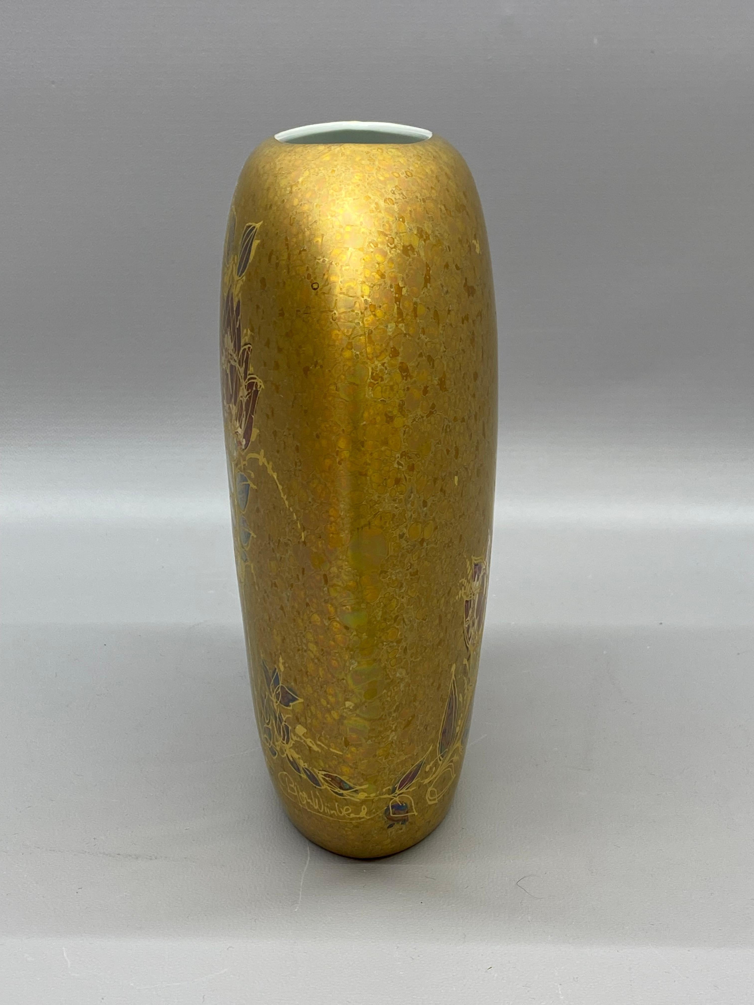 Fine XX secolo Bjorn Wiinblad Rosenthal Porcelain Gold Glaze Shammuramat Series Pillow Vase in vendita
