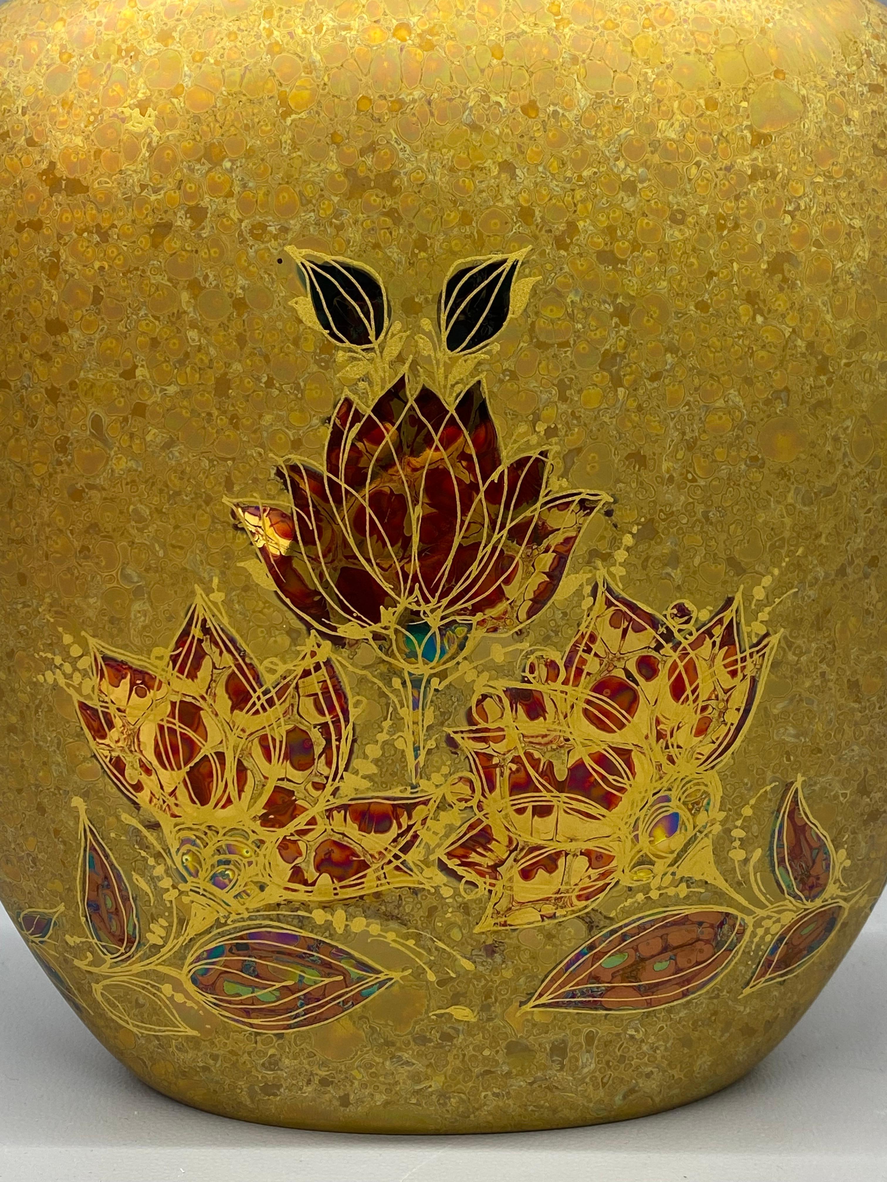 Bjorn Wiinblad Rosenthal Porcelain Gold Glaze Shammuramat Series Pillow Vase in vendita 1