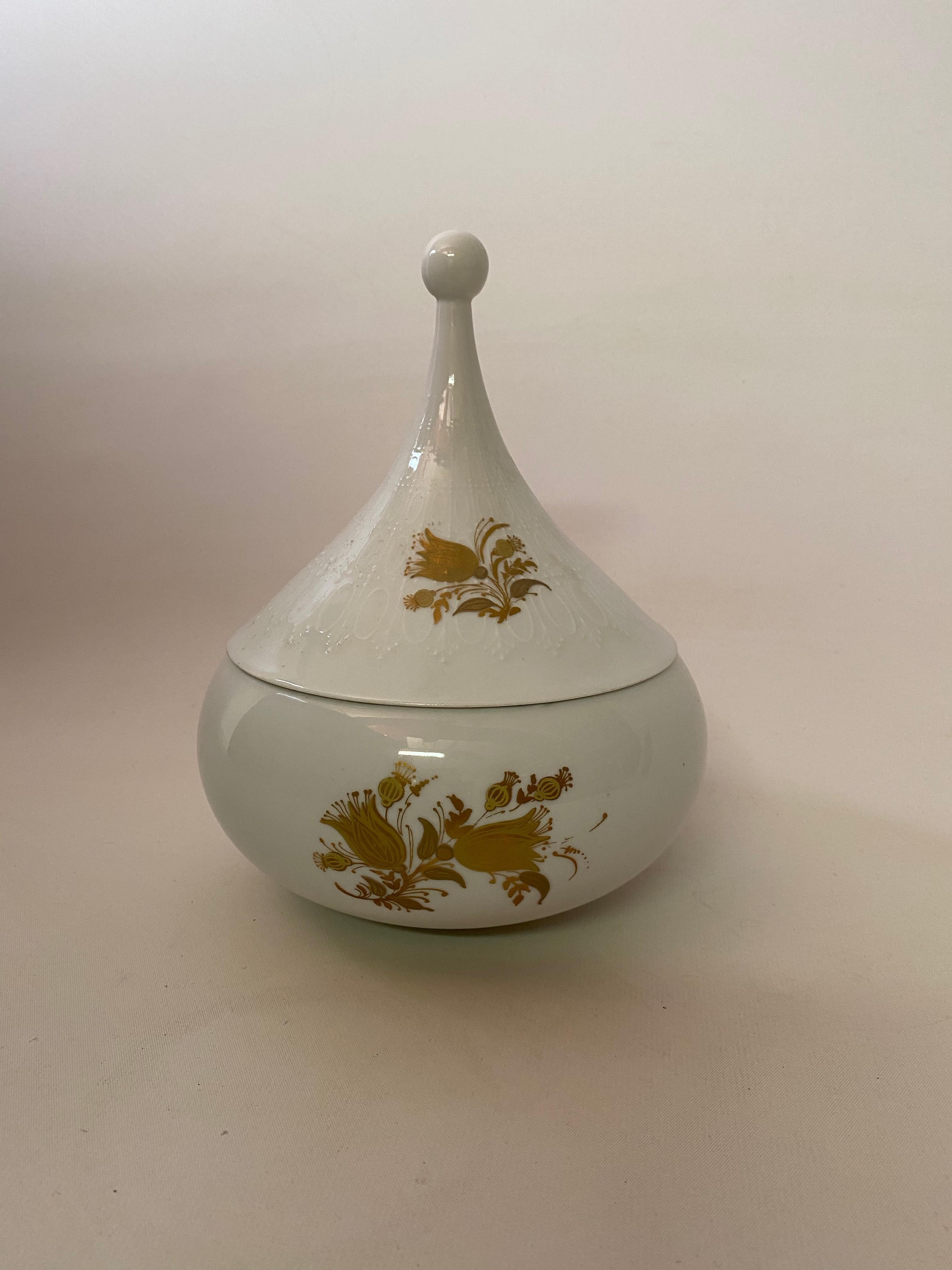 Bjorn Wiinblad Rosenthal Quatre Couleurs Tear Drop Candy Dish In Excellent Condition In Garnerville, NY