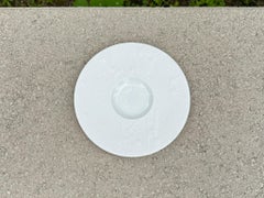 Bjorn Wiinblad Plato de porcelana blanca de 7,38" para Rosenthal, Alemania, Siglo XX