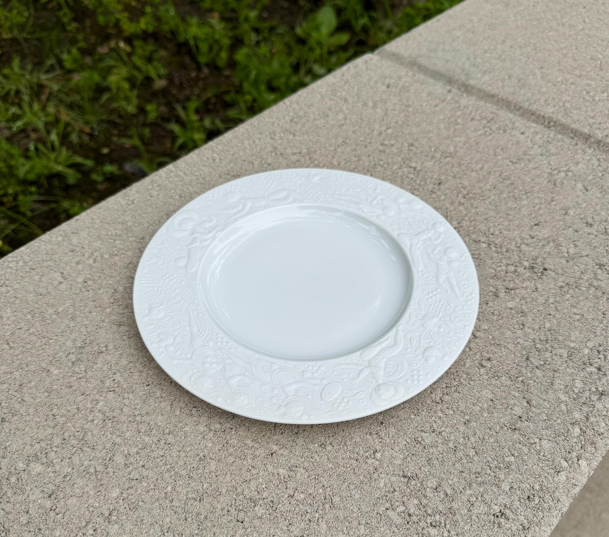 Moderne Assiette de 7,5 pouces en porcelaine blanche de Whiting pour Rosenthal, Allemagne, 20e siècle en vente