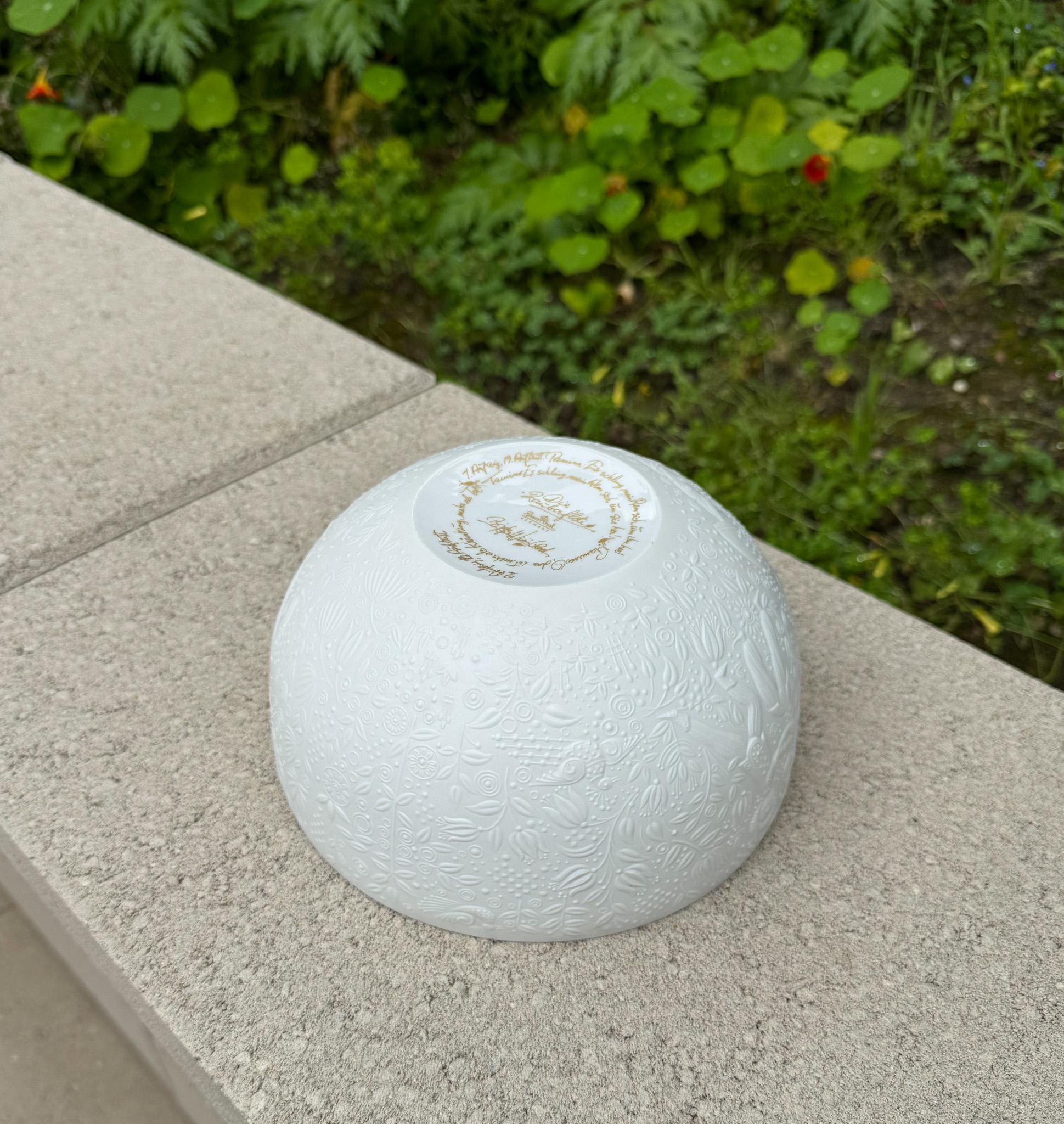 Bol en porcelaine blanche Bjorn Wiinblad pour Rosenthal, Allemagne, 20e siècle en vente 1