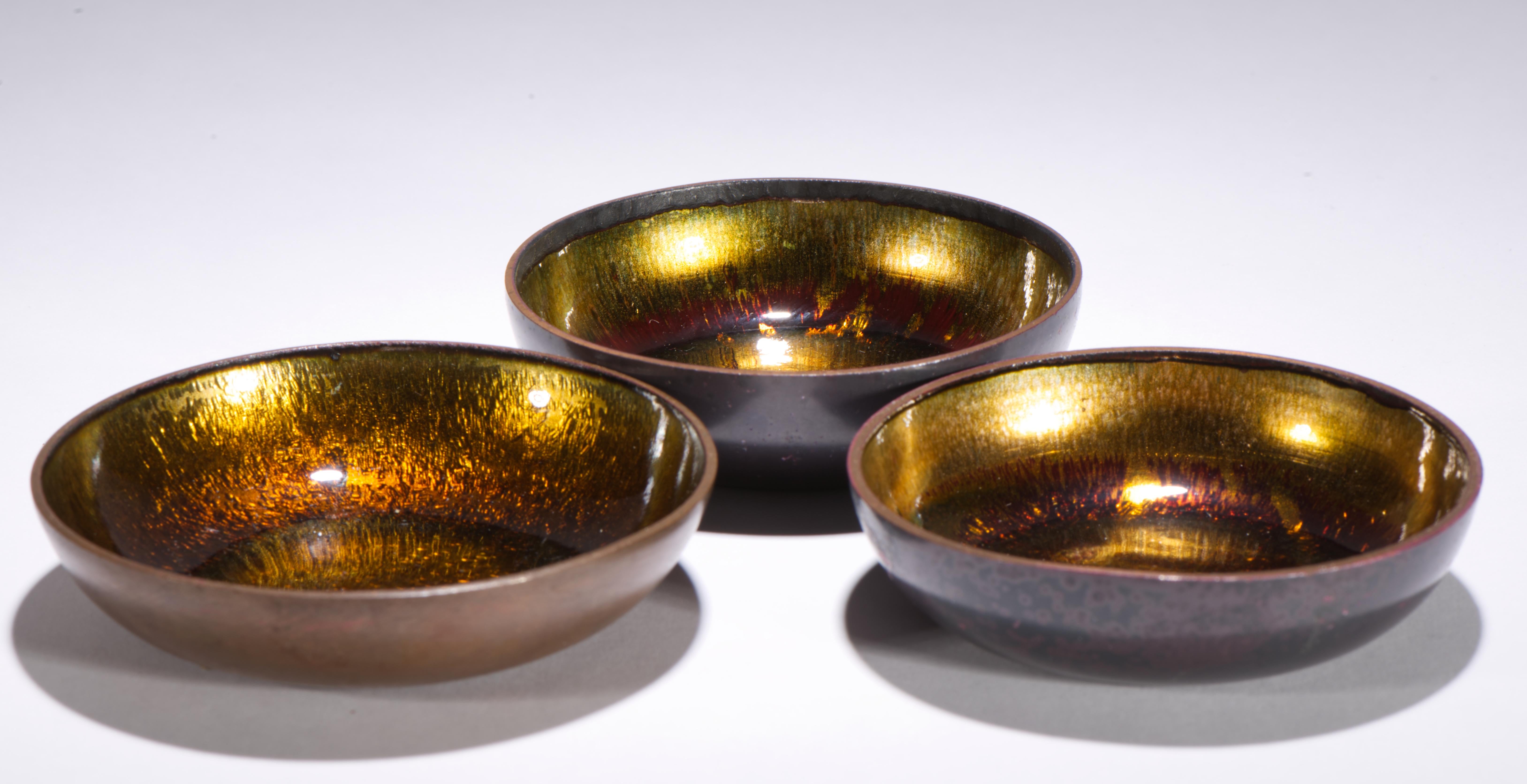 Norwegian Bjørn Engø Norway Set of 3 Enamel on Copper Bowls, Scandinavian Modern1950s-1960 For Sale