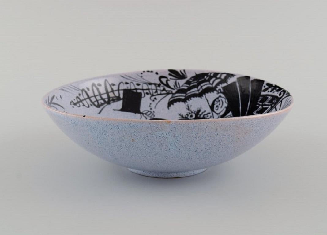 Bjørn Wiinblad, Denmark, Early Unique Bowl in Hand-Painted Ceramics In Excellent Condition For Sale In Copenhagen, DK
