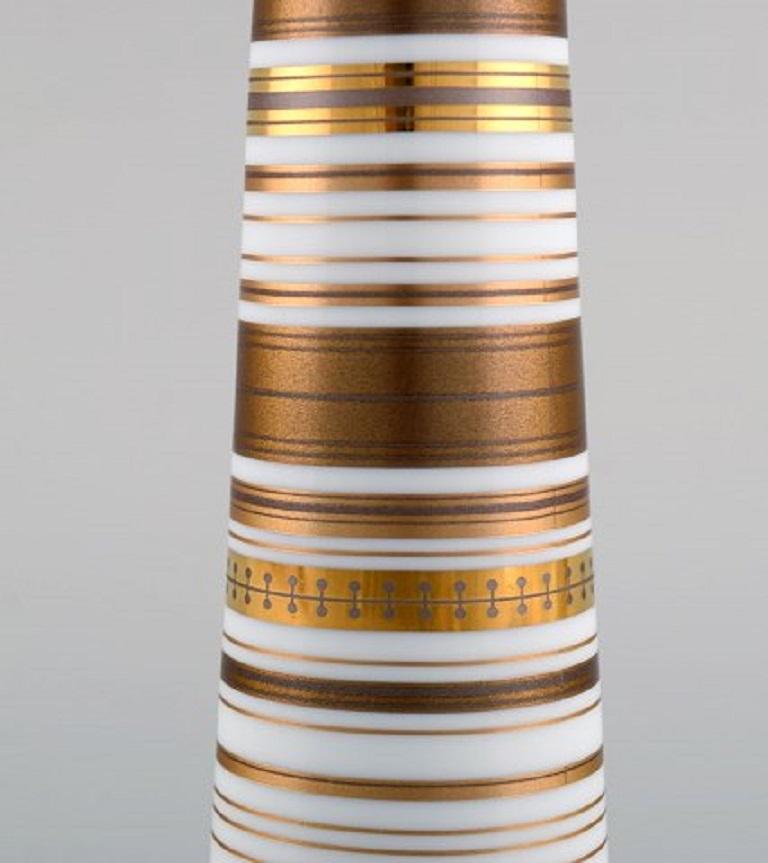 Candeliere in porcellana Bjørn Wiinblad, decorato in oro, anni '80 In condizioni buone in vendita a København, Copenhagen