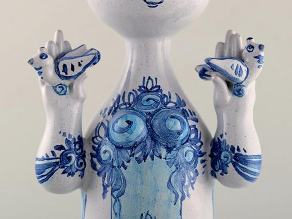Bjørn Wiinblad Ceramics, Blue Lady with Two Birds, Decoration Number M36 In Excellent Condition In Copenhagen, DK