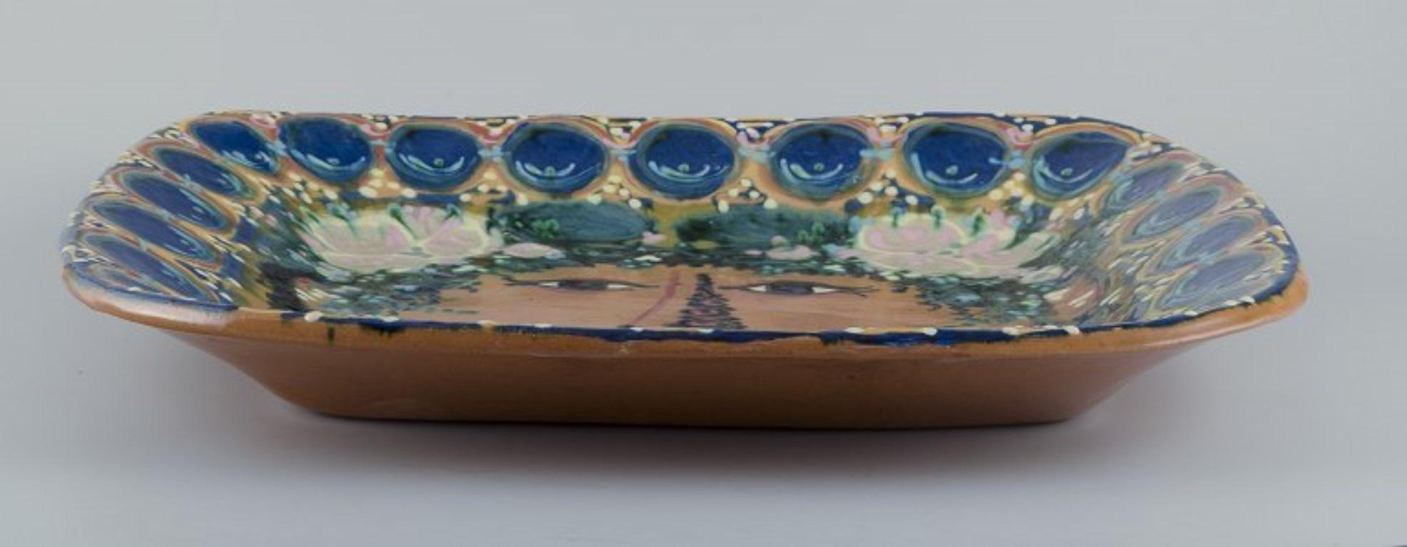 Bjørn Wiinblad. Colossale e antica targa da parete in ceramica con volto femminile In condizioni ottime in vendita a Copenhagen, DK