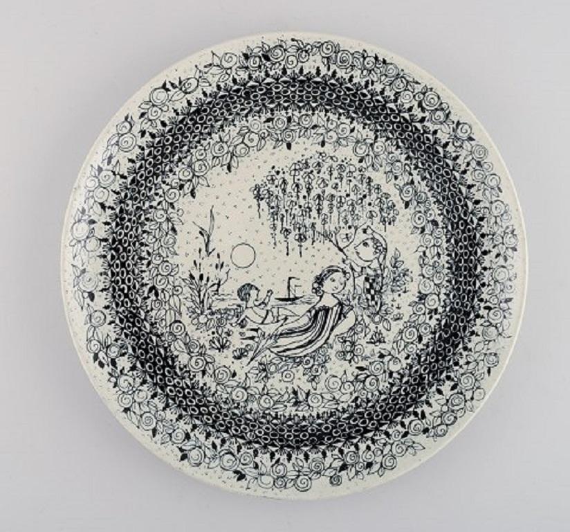 Hand-Painted Bjørn Wiinblad for Nymølle, Four Round Seasons Dishes in Glazed Faience