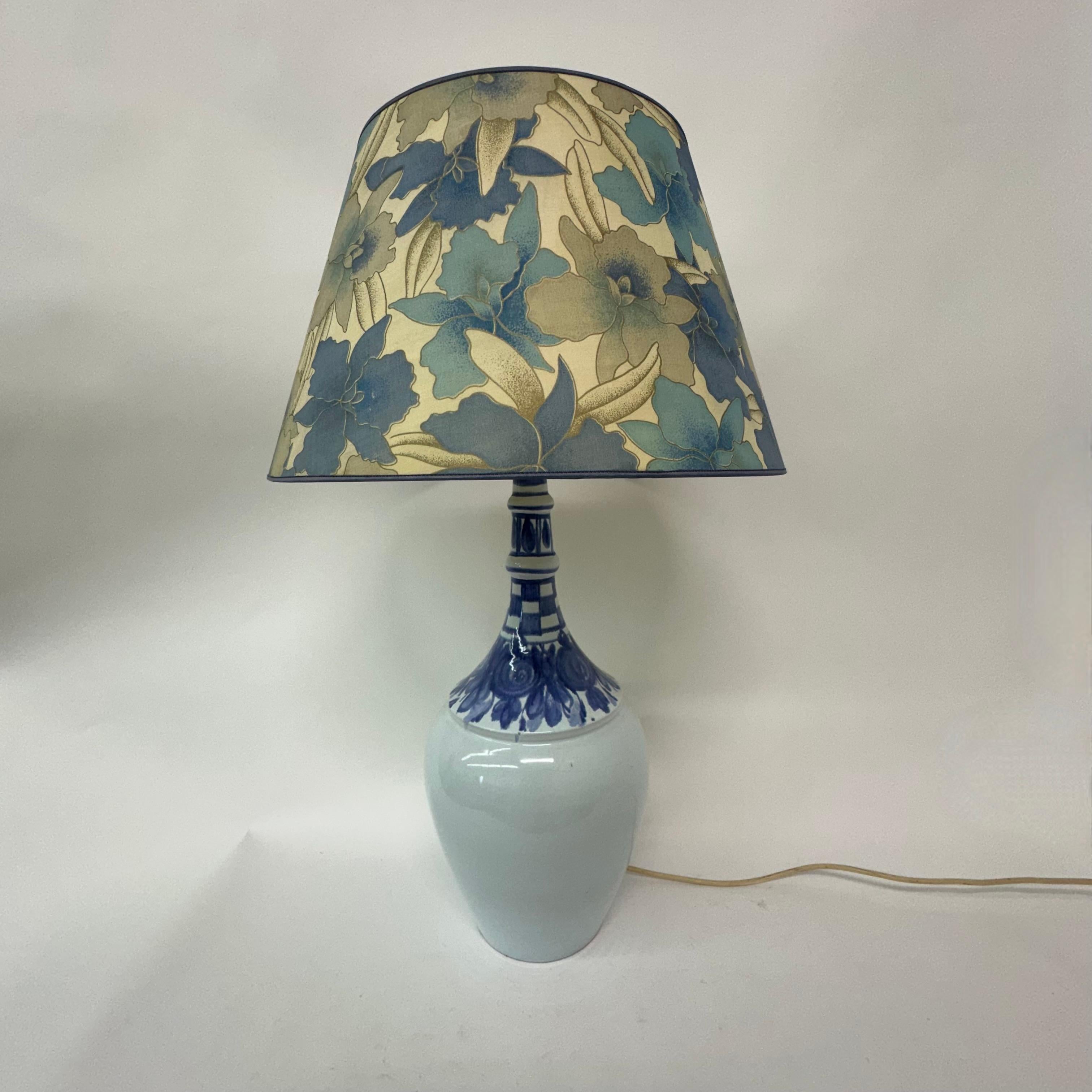 Tedesco Lampada da terra/da tavolo in ceramica floreale Bjørn Wiinblad per Rosenthal Germania , anni '70 in vendita