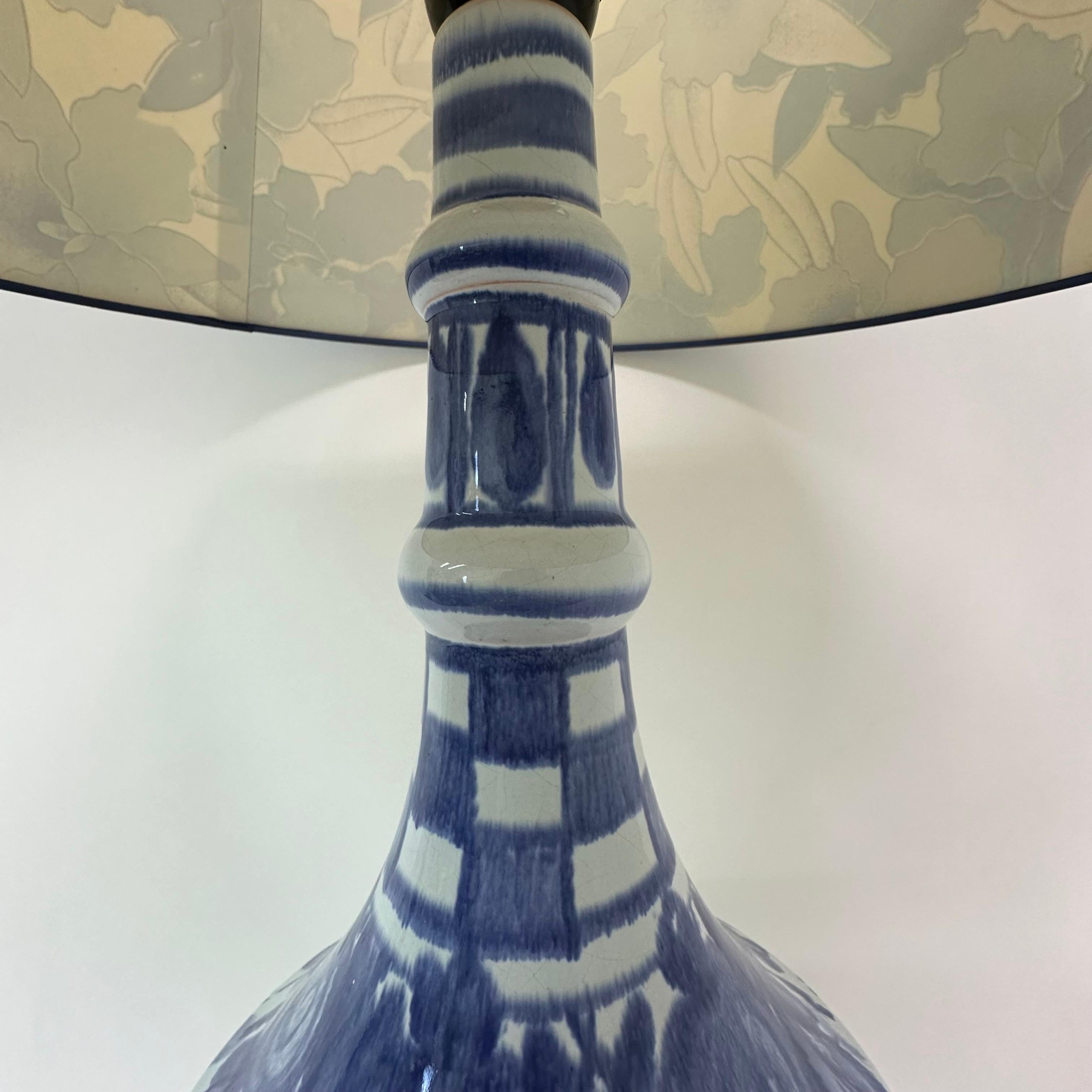 Fine XX secolo Lampada da terra/da tavolo in ceramica floreale Bjørn Wiinblad per Rosenthal Germania , anni '70 in vendita