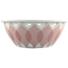 Bjørn Wiinblad pour Rosenthal:: service en porcelaine "Lotus":: bol percé:: 1980