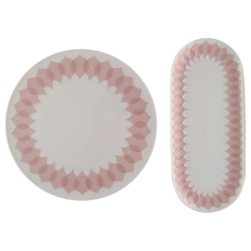 Bjrn Wiinblad pour Rosenthal. Service de porcelaine lotus. Deux plats de service.