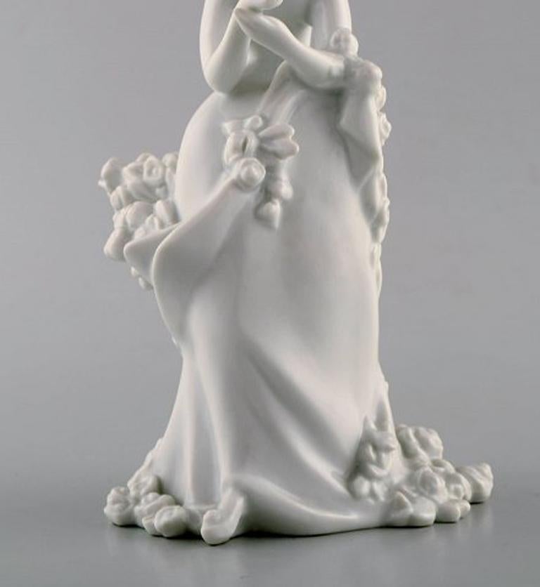 Bjørn Wiinblad for Rosenthal, Rare Porcelain Figure, Girl with Flowers, 1980s In Good Condition In Copenhagen, DK