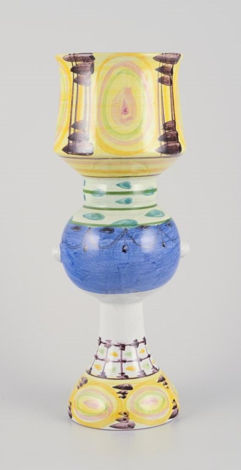 Bjørn Wiinblad für The Blue House. Blumentopf aus polychrom glasierter Keramik. (Glasiert) im Angebot