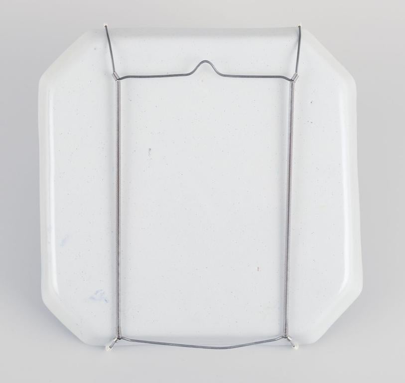 Fin du 20e siècle Bjørn Wiinblad pour The Blue House. Bol/plaque murale octogonale en céramique, 1973 en vente