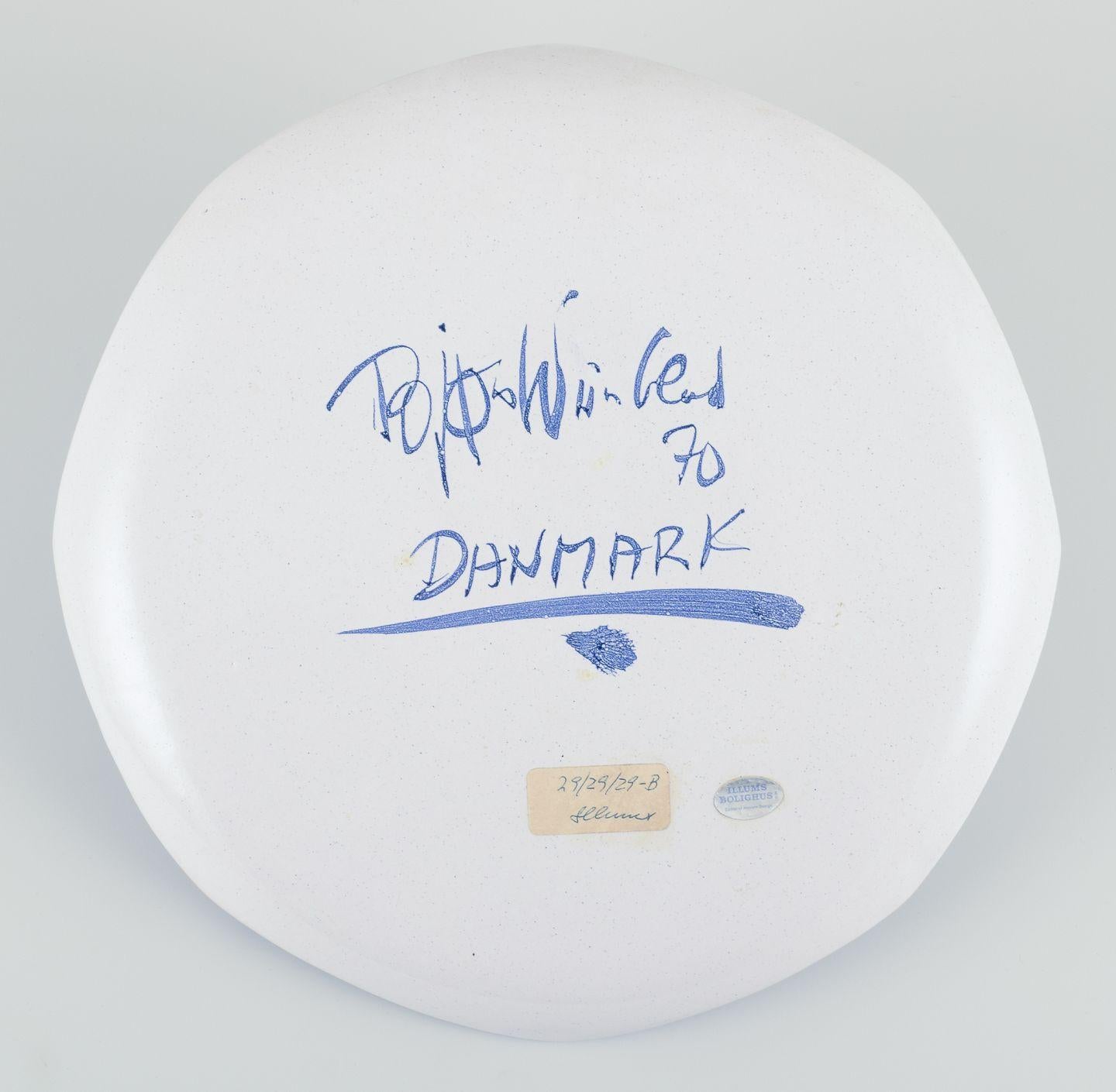 Vernissé Bjørn Wiinblad pour The Blue House. Plat octogonal/plaque murale en grès. en vente