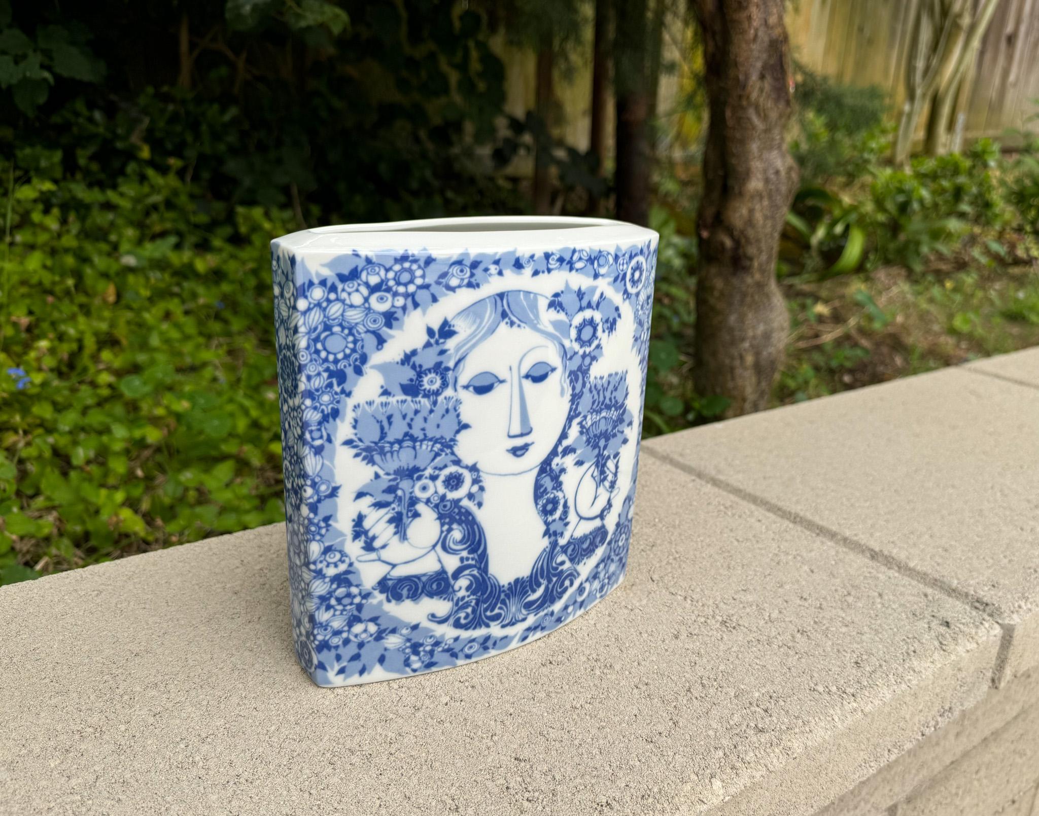 Bjørn Wiinblad Vaso a cuscino in porcellana per Rosenthal Studio Line, Germania, c.C. 1980 in vendita 3