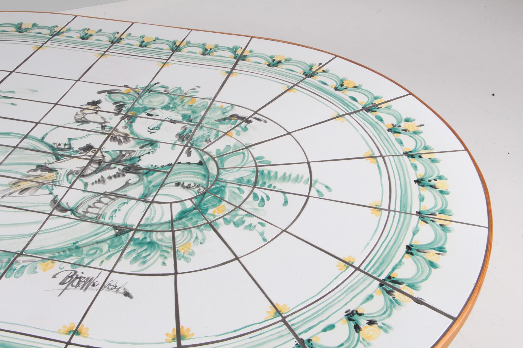 Mesa de sofá Bjørn Wiinblad de pino y azulejos pintados. Única. Piedra en venta