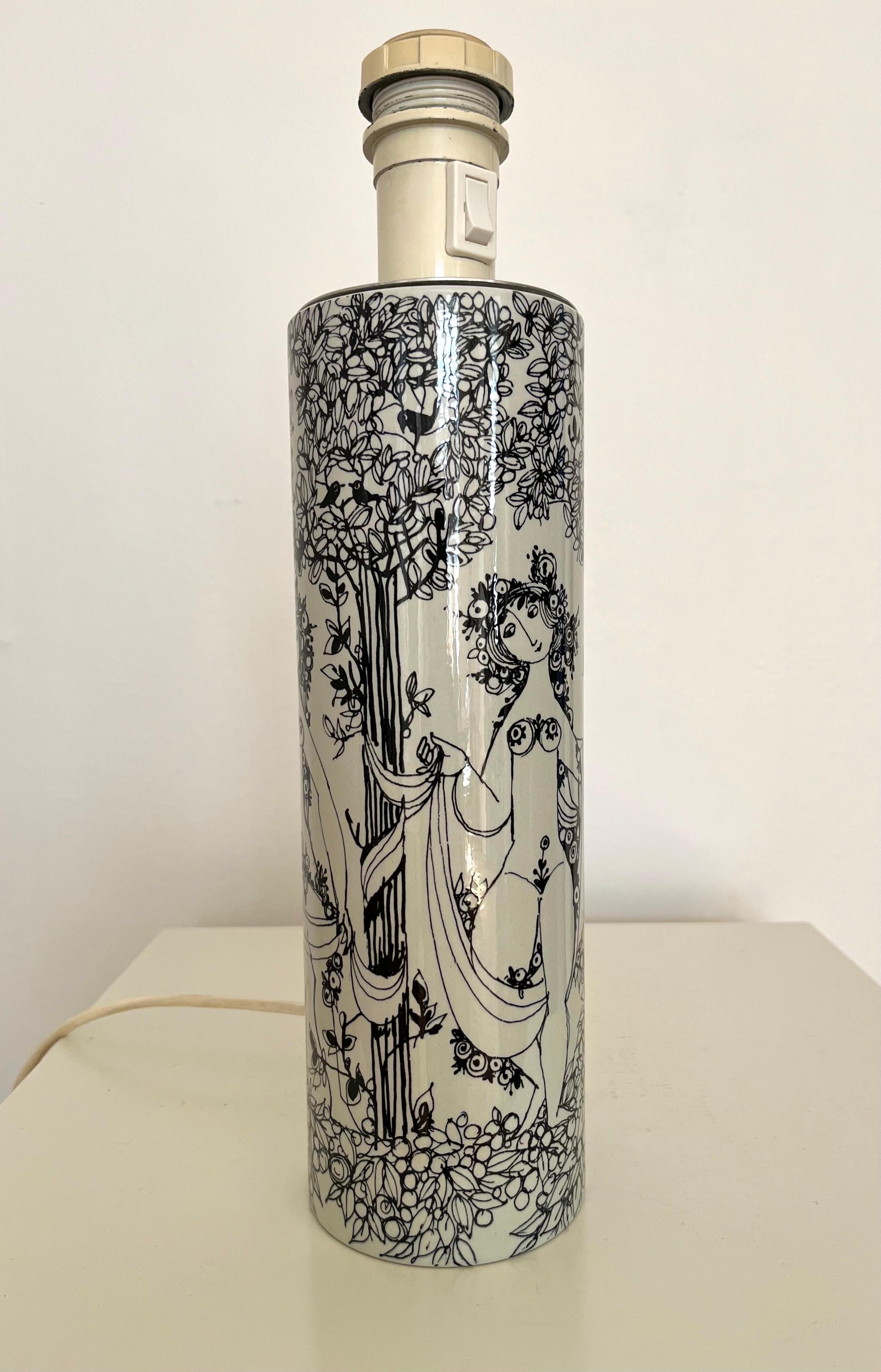 Bjørn Wiinblad ‘Three Graces’ Table Lamp for Nymølle, Denmark, 1960s/1970s For Sale 1