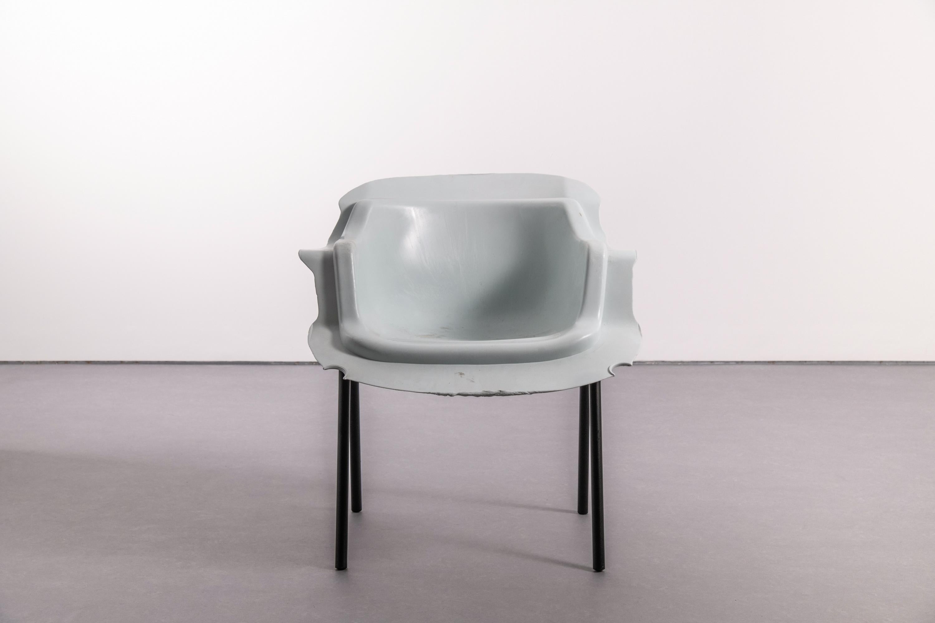 BL02 Sillón - Coleccionable contemporáneo único de plástico reciclado blanco Español en venta