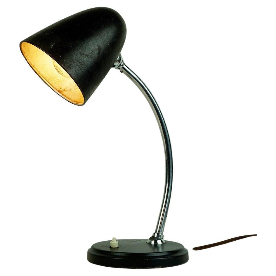 Schwarze Tisch- oder Schreibtischlampe im Bauhaus- oder Industriestil der 1930er Jahre